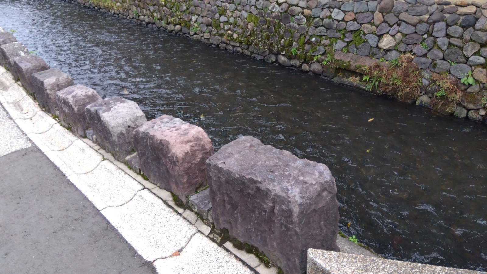 金沢のお香とアロマの香り専門店(石川県金沢市)・金沢観光地・金沢の観光スポット武家屋敷跡近く・人気でおすすめのお土産処-お香専門店のアロマ香房焚屋