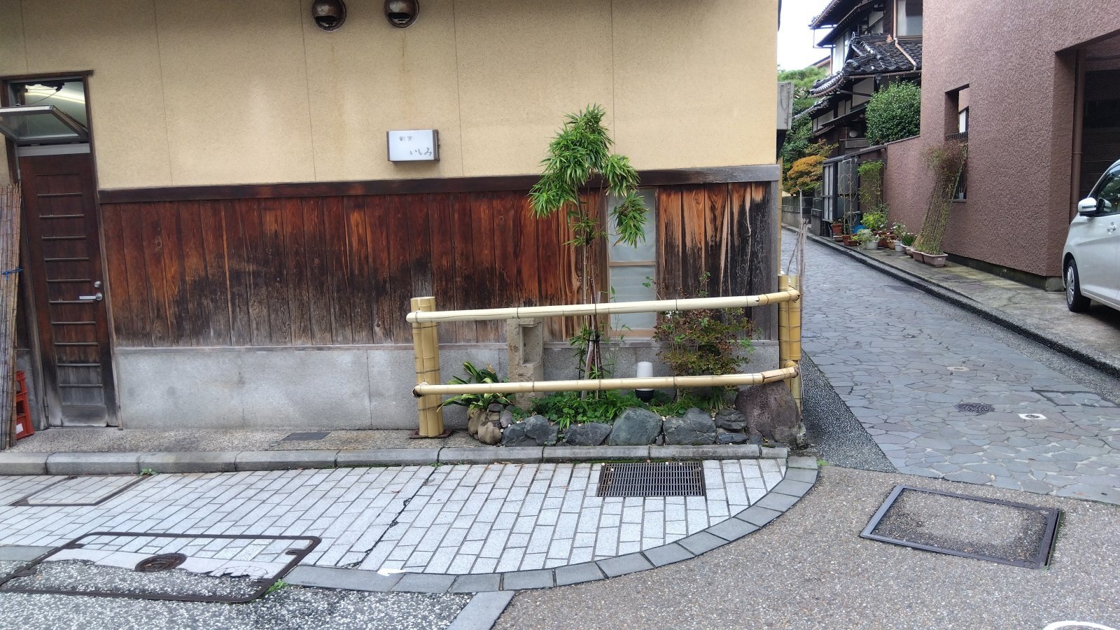 金沢のお香とアロマの香り専門店(石川県金沢市)・金沢観光地・金沢の観光スポット武家屋敷跡近く・人気でおすすめのお土産処-お香専門店のアロマ香房焚屋