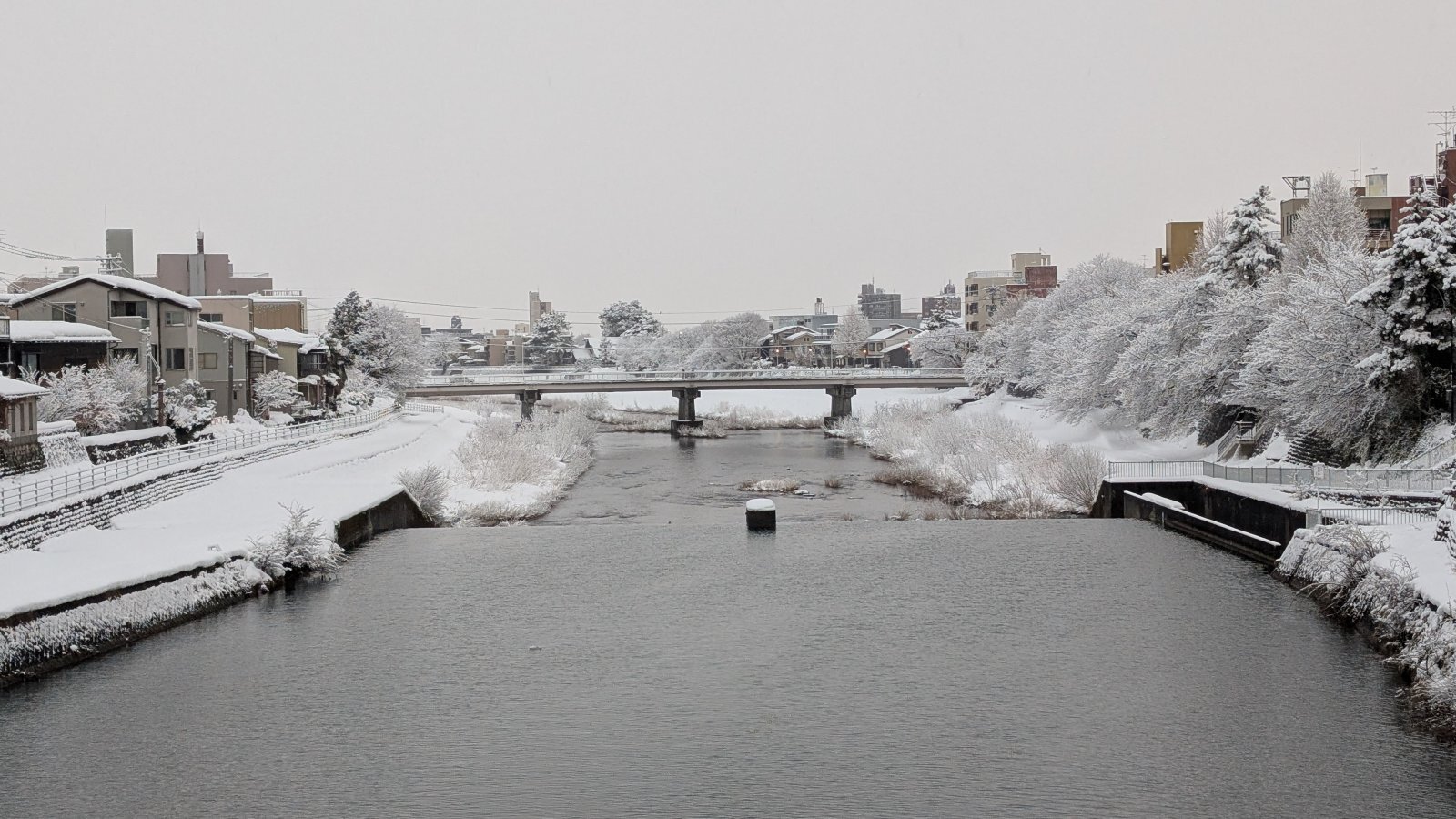 金沢のお香とアロマの香り専門店(石川県金沢市)・金沢観光地・金沢の観光スポット武家屋敷跡近く・人気でおすすめのお土産処-お香専門店のアロマ香房焚屋