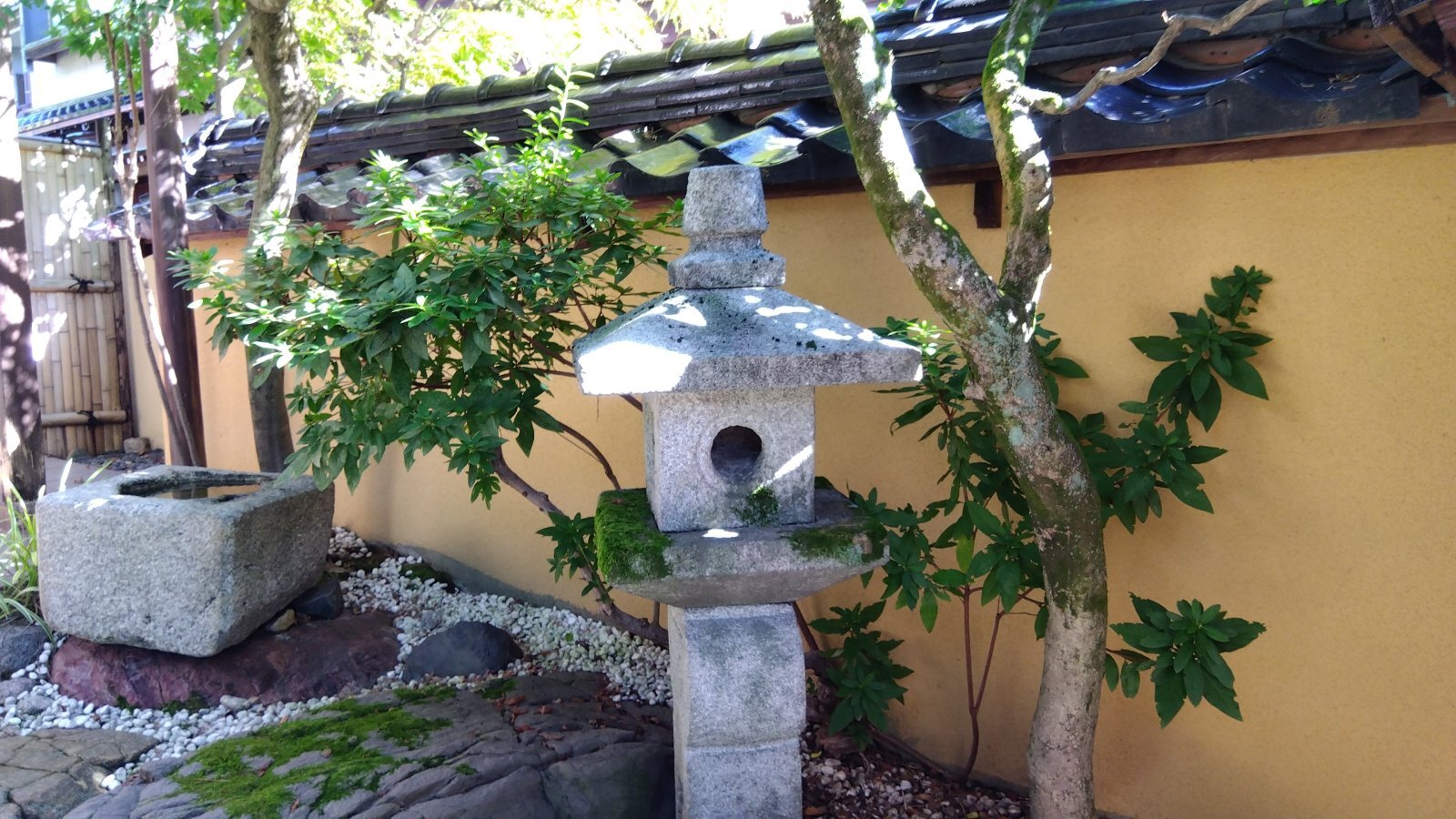 金沢のお香とアロマの香り専門店(石川県金沢市)・金沢観光地・金沢の観光スポット武家屋敷跡近く・人気でおすすめのお土産処-お香専門店のアロマ香房焚屋