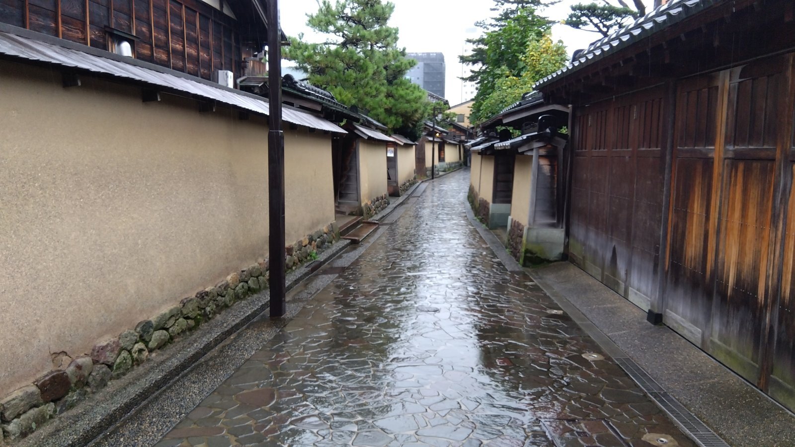 金沢のお香とアロマの香り専門店(石川県金沢市)・金沢観光地・金沢の観光スポット武家屋敷跡近く・人気でおすすめのお土産処-お香専門店のアロマ香房焚屋