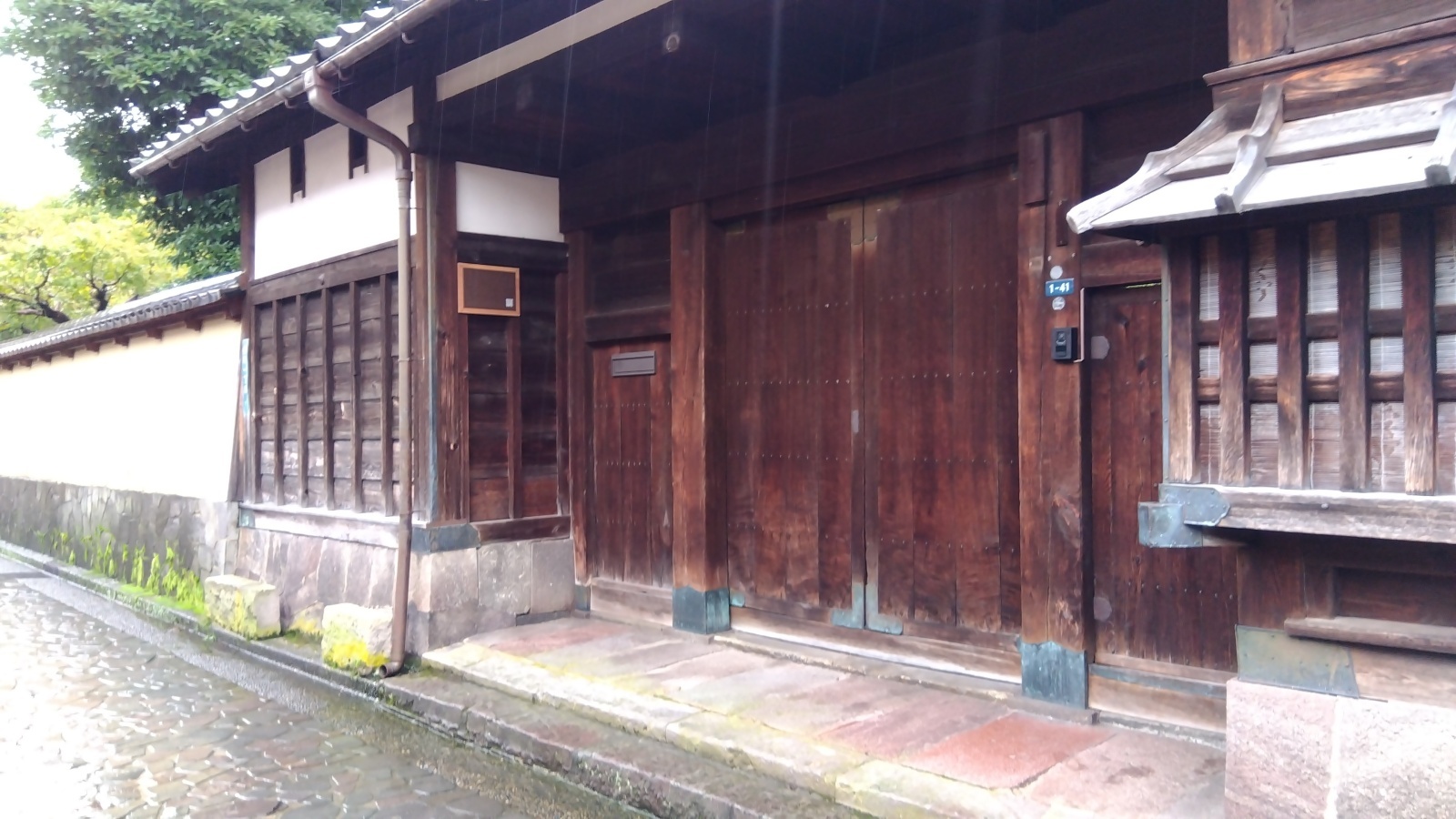 金沢のお香とアロマの香り専門店(石川県金沢市)・金沢観光地・金沢の観光スポット武家屋敷跡近く・人気でおすすめのお土産処-お香専門店のアロマ香房焚屋