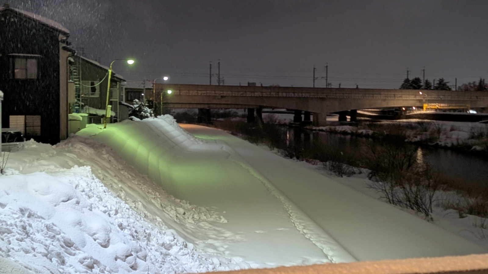金沢のお香とアロマの香り専門店(石川県金沢市)・金沢観光地・金沢の観光スポット武家屋敷跡近く・人気でおすすめのお土産処-お香専門店のアロマ香房焚屋