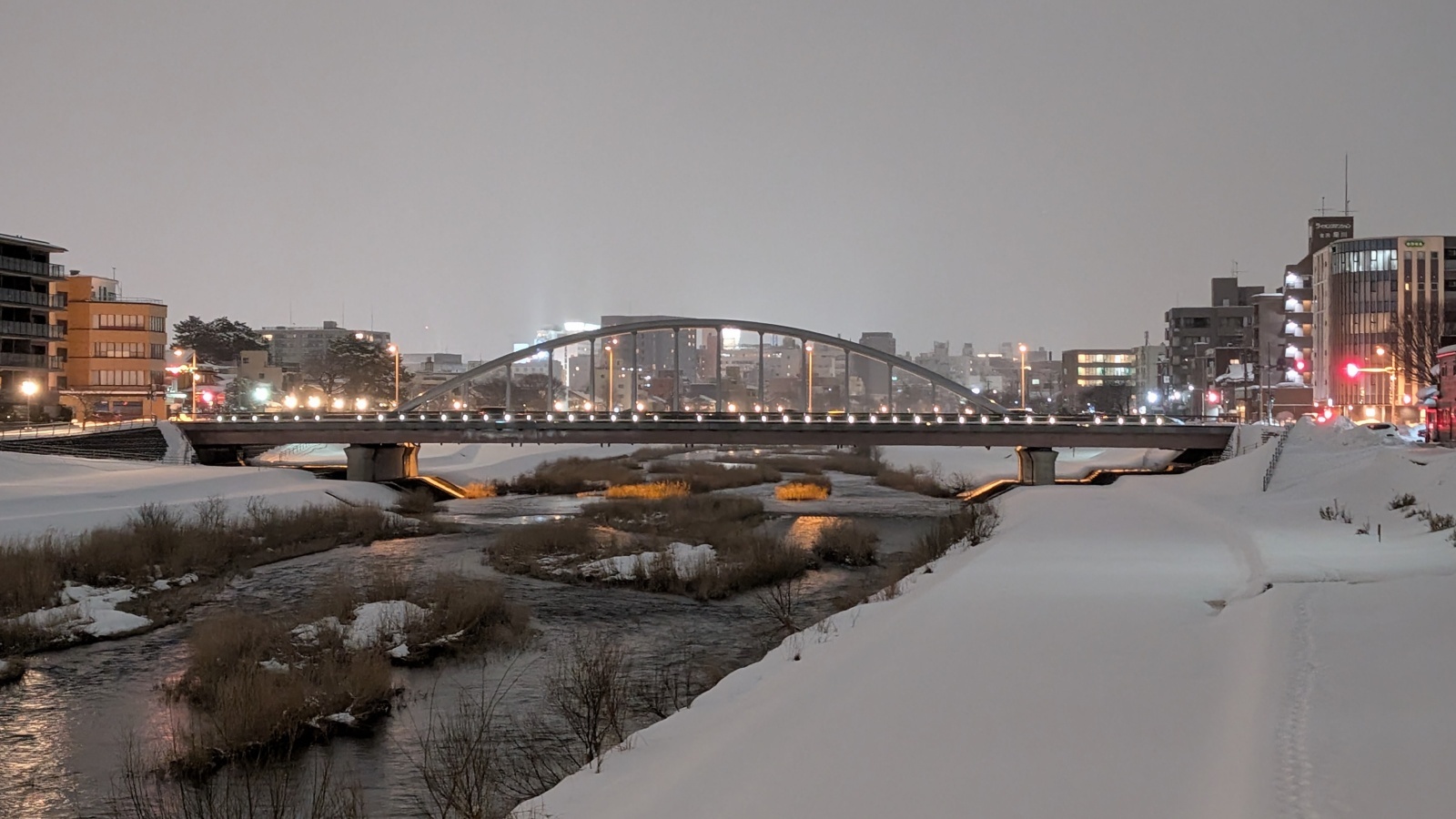 金沢のお香とアロマの香り専門店(石川県金沢市)・金沢観光地・金沢の観光スポット武家屋敷跡近く・人気でおすすめのお土産処-お香専門店のアロマ香房焚屋