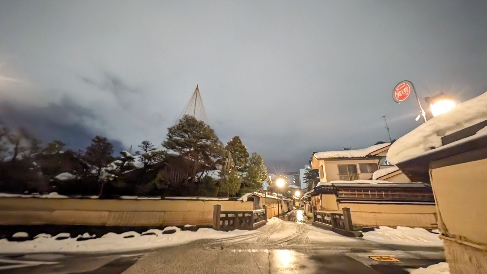 金沢のお香とアロマの香り専門店(石川県金沢市)・金沢観光地・金沢の観光スポット武家屋敷跡近く・人気でおすすめのお土産処-お香専門店のアロマ香房焚屋