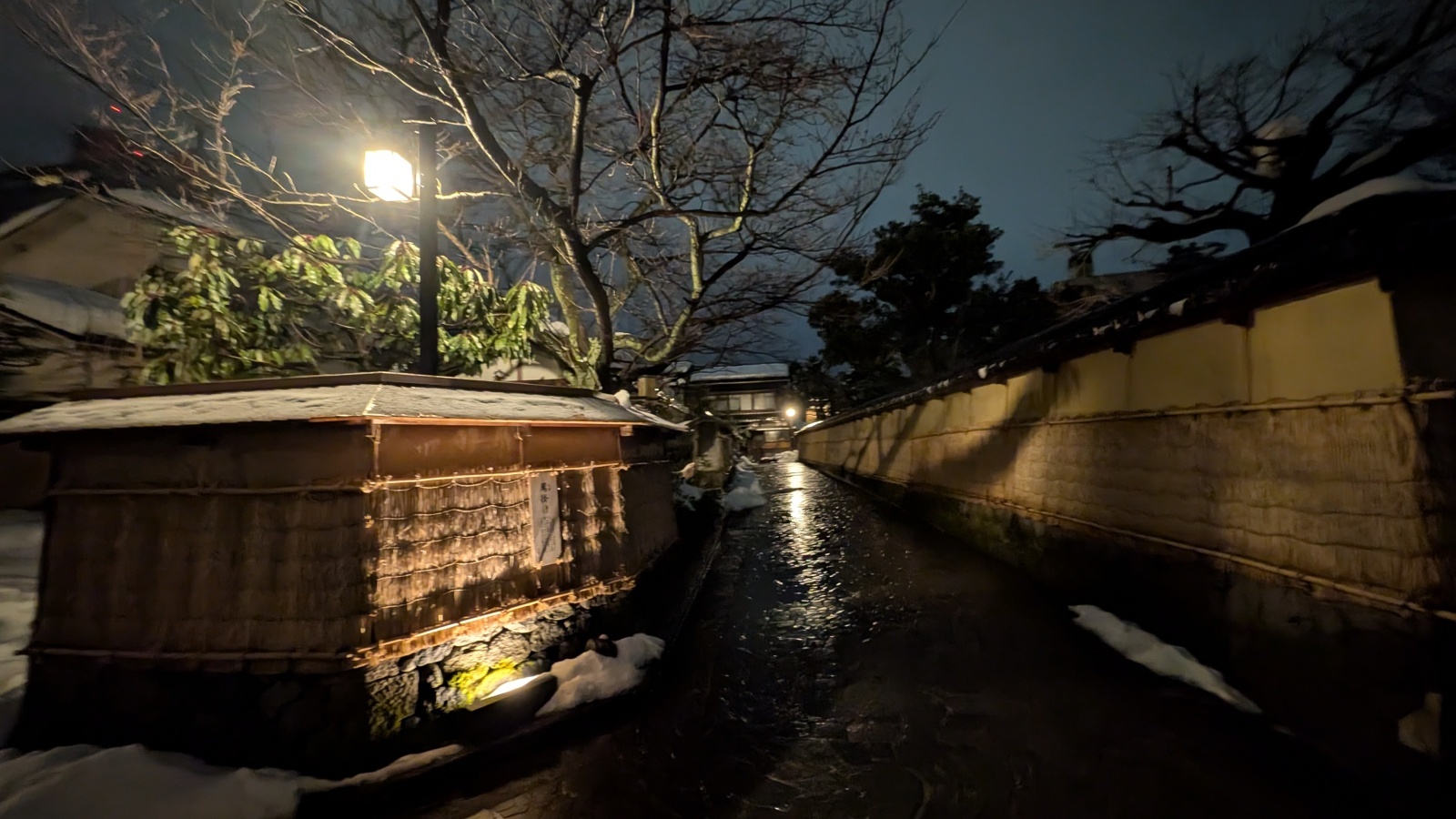 金沢のお香とアロマの香り専門店(石川県金沢市)・金沢観光地・金沢の観光スポット武家屋敷跡近く・人気でおすすめのお土産処-お香専門店のアロマ香房焚屋
