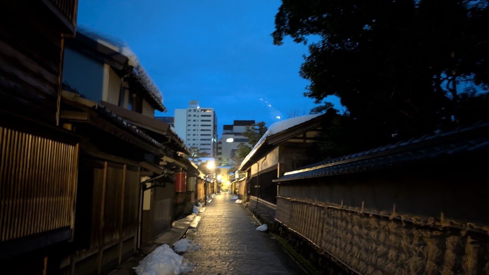 金沢のお香とアロマの香り専門店(石川県金沢市)・金沢観光地・金沢の観光スポット武家屋敷跡近く・人気でおすすめのお土産処-お香専門店のアロマ香房焚屋