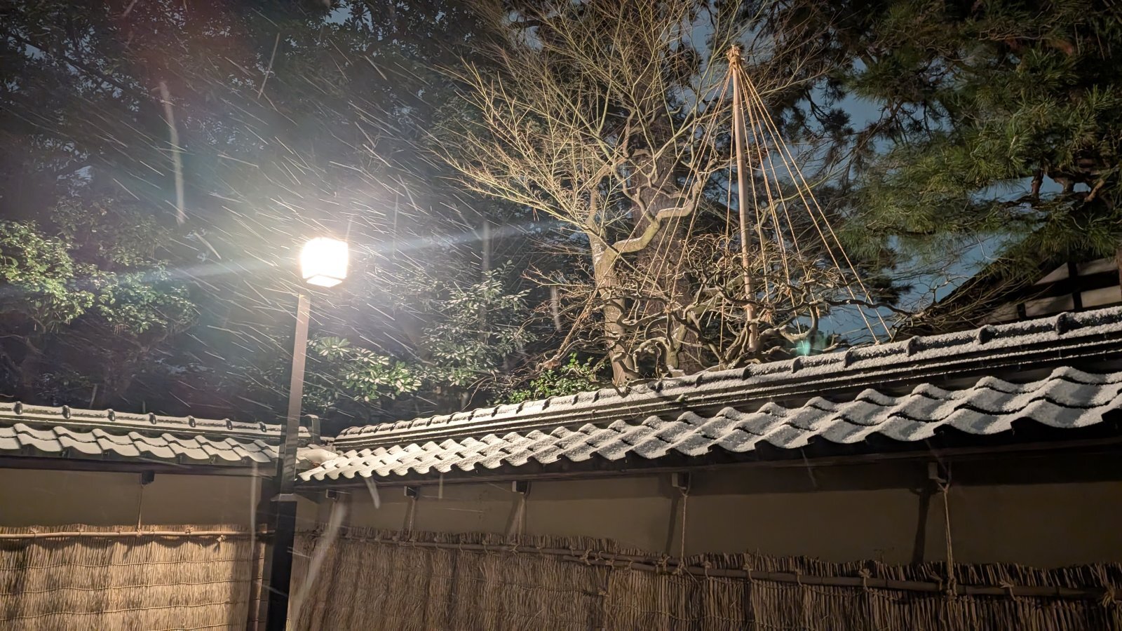 金沢のお香とアロマの香り専門店(石川県金沢市)・金沢観光地・金沢の観光スポット武家屋敷跡近く・人気でおすすめのお土産処-お香専門店のアロマ香房焚屋