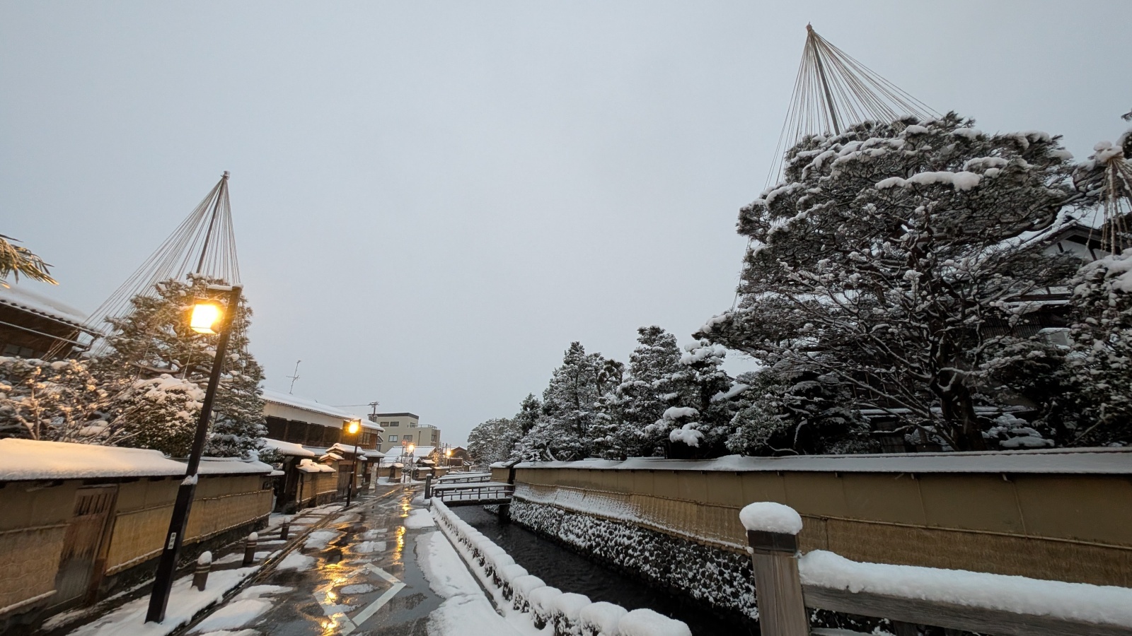 金沢のお香とアロマの香り専門店(石川県金沢市)・金沢観光地・金沢の観光スポット武家屋敷跡近く・人気でおすすめのお土産処-お香専門店のアロマ香房焚屋