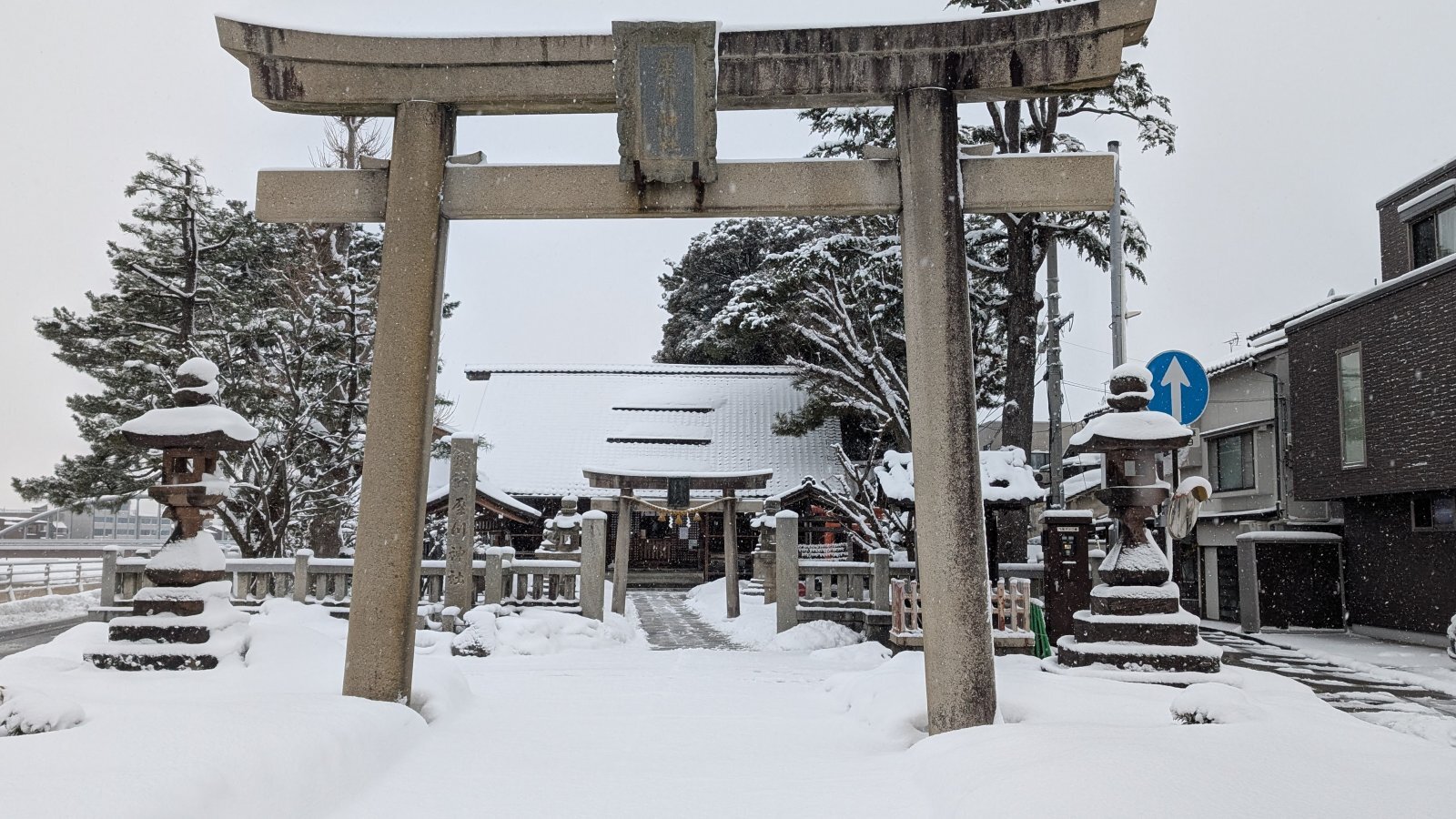 金沢のお香とアロマの香り専門店(石川県金沢市)・金沢観光地・金沢の観光スポット武家屋敷跡近く・人気でおすすめのお土産処-お香専門店のアロマ香房焚屋