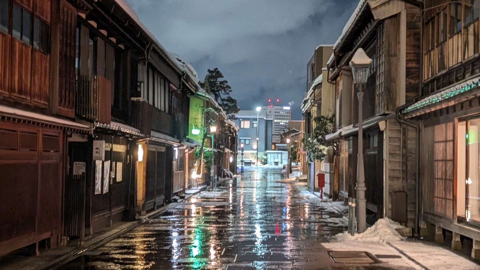 金沢のお香とアロマの香り専門店(石川県金沢市)・金沢観光地・金沢の観光スポット武家屋敷跡近く・人気でおすすめのお土産処-お香専門店のアロマ香房焚屋