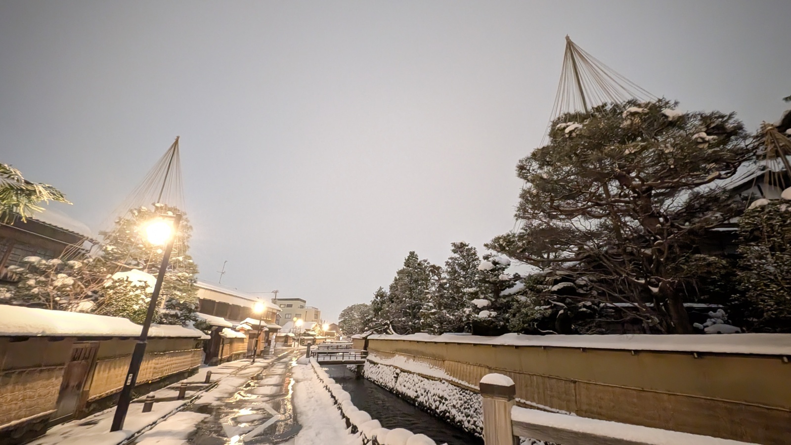 金沢のお香とアロマの香り専門店(石川県金沢市)・金沢観光地・金沢の観光スポット武家屋敷跡近く・人気でおすすめのお土産処-お香専門店のアロマ香房焚屋