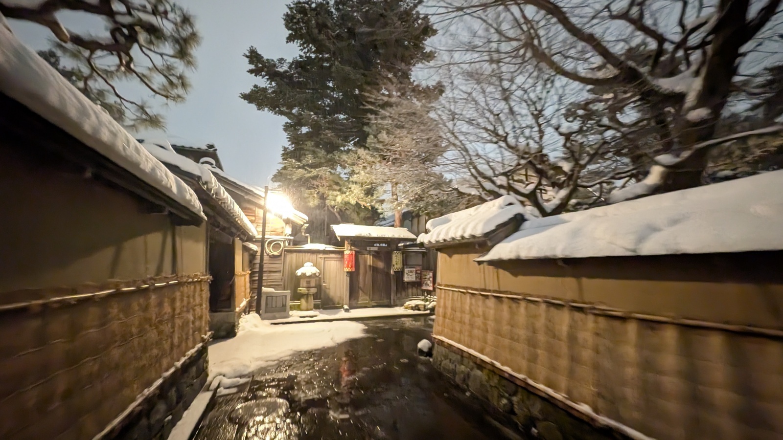 金沢のお香とアロマの香り専門店(石川県金沢市)・金沢観光地・金沢の観光スポット武家屋敷跡近く・人気でおすすめのお土産処-お香専門店のアロマ香房焚屋