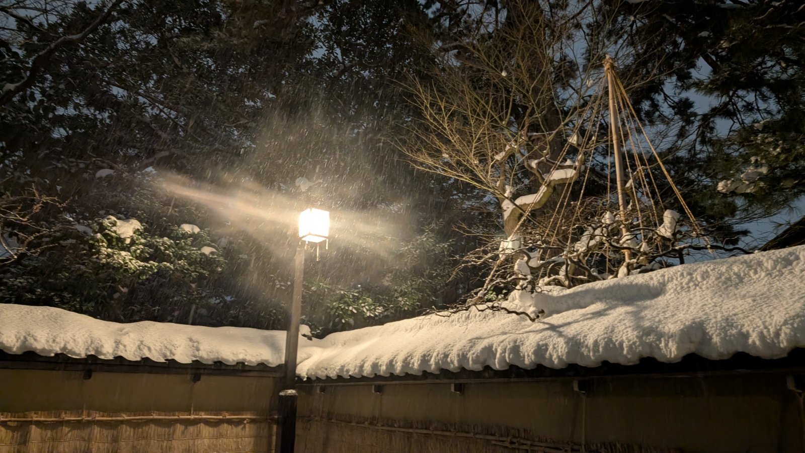 金沢のお香とアロマの香り専門店(石川県金沢市)・金沢観光地・金沢の観光スポット武家屋敷跡近く・人気でおすすめのお土産処-お香専門店のアロマ香房焚屋