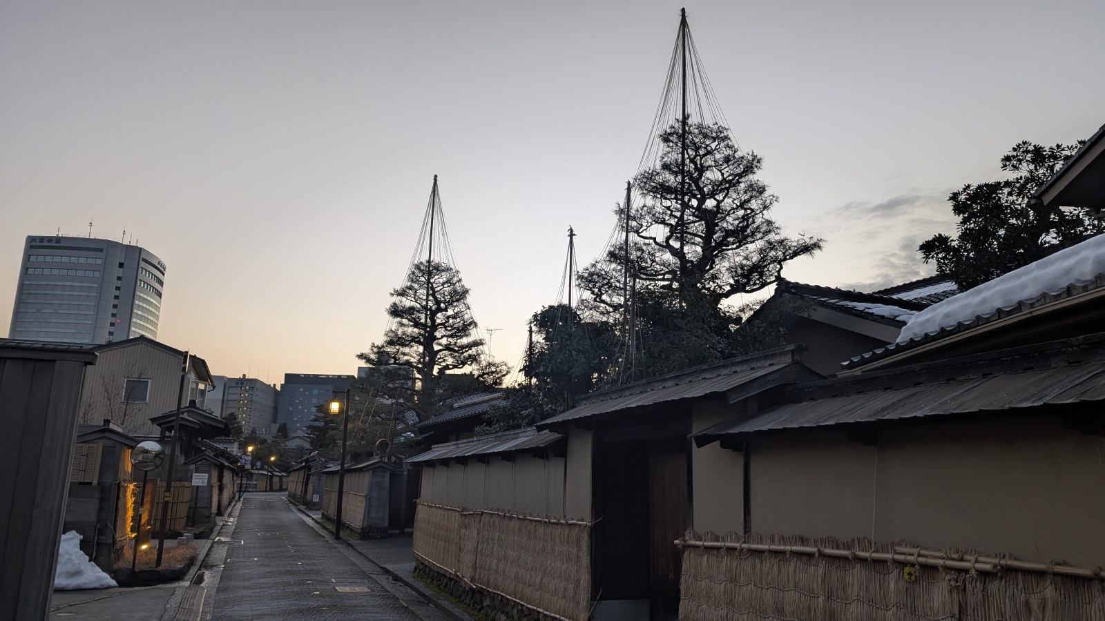 金沢のお香とアロマの香り専門店(石川県金沢市)・金沢観光地・金沢の観光スポット武家屋敷跡近く・人気でおすすめのお土産処-お香専門店のアロマ香房焚屋