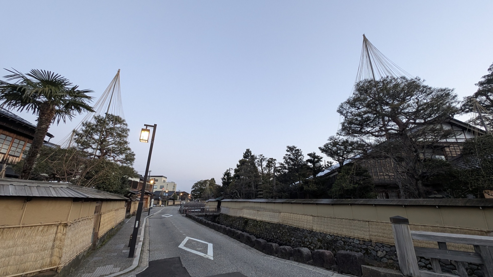 金沢のお香とアロマの香り専門店(石川県金沢市)・金沢観光地・金沢の観光スポット武家屋敷跡近く・人気でおすすめのお土産処-お香専門店のアロマ香房焚屋