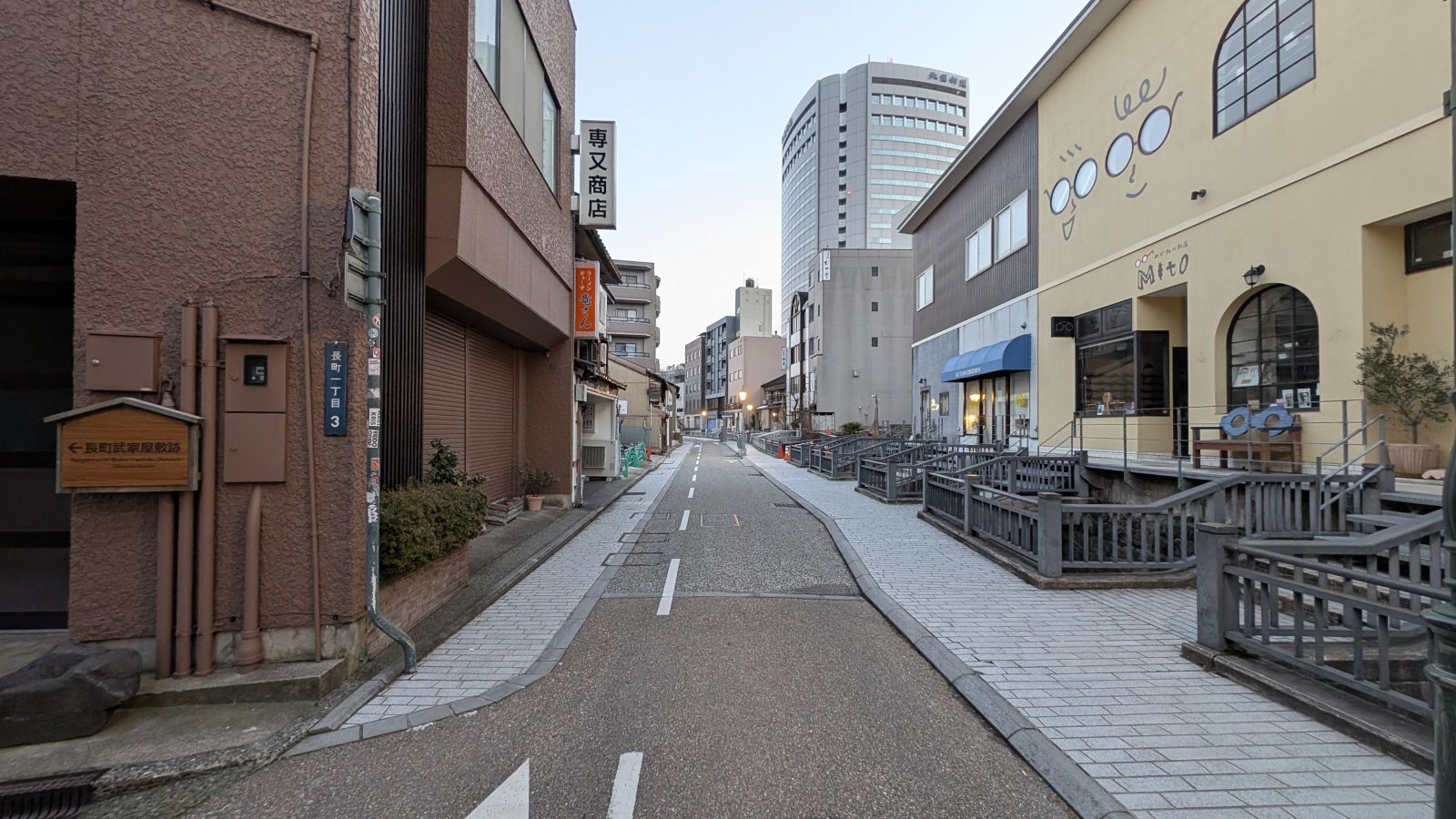 金沢のお香とアロマの香り専門店(石川県金沢市)・金沢観光地・金沢の観光スポット武家屋敷跡近く・人気でおすすめのお土産処-お香専門店のアロマ香房焚屋