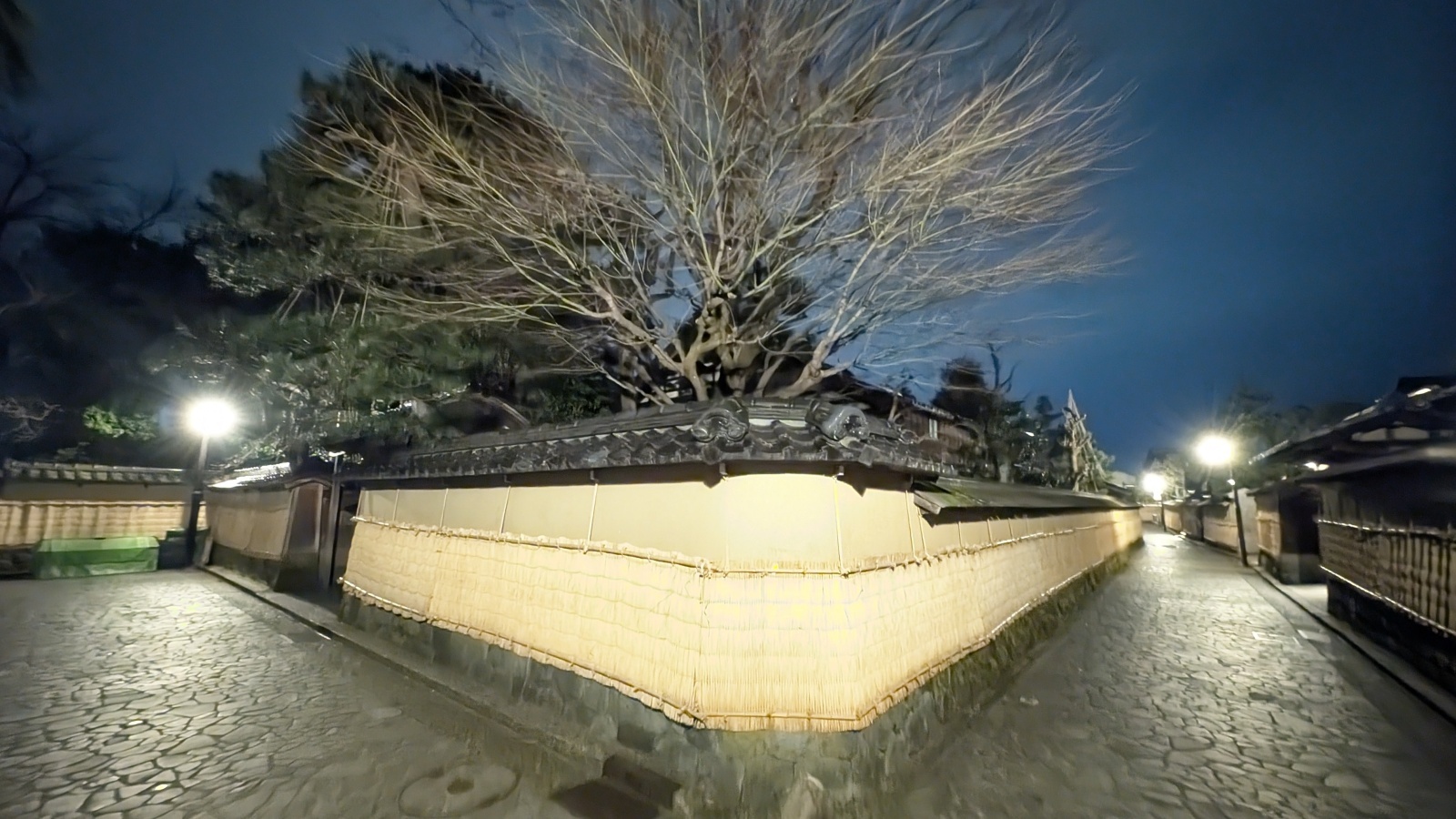 金沢のお香とアロマの香り専門店(石川県金沢市)・金沢観光地・金沢の観光スポット武家屋敷跡近く・人気でおすすめのお土産処-お香専門店のアロマ香房焚屋