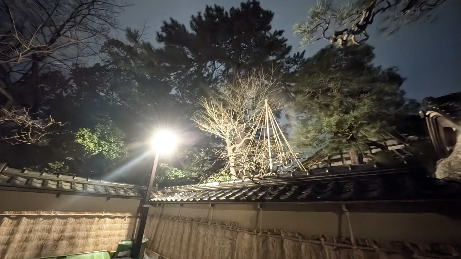 金沢のお香とアロマの香り専門店(石川県金沢市)・金沢観光地・金沢の観光スポット武家屋敷跡近く・人気でおすすめのお土産処-お香専門店のアロマ香房焚屋