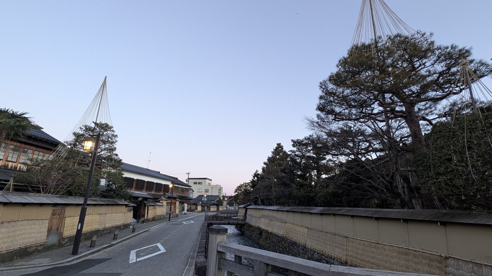 金沢のお香とアロマの香り専門店(石川県金沢市)・金沢観光地・金沢の観光スポット武家屋敷跡近く・人気でおすすめのお土産処-お香専門店のアロマ香房焚屋