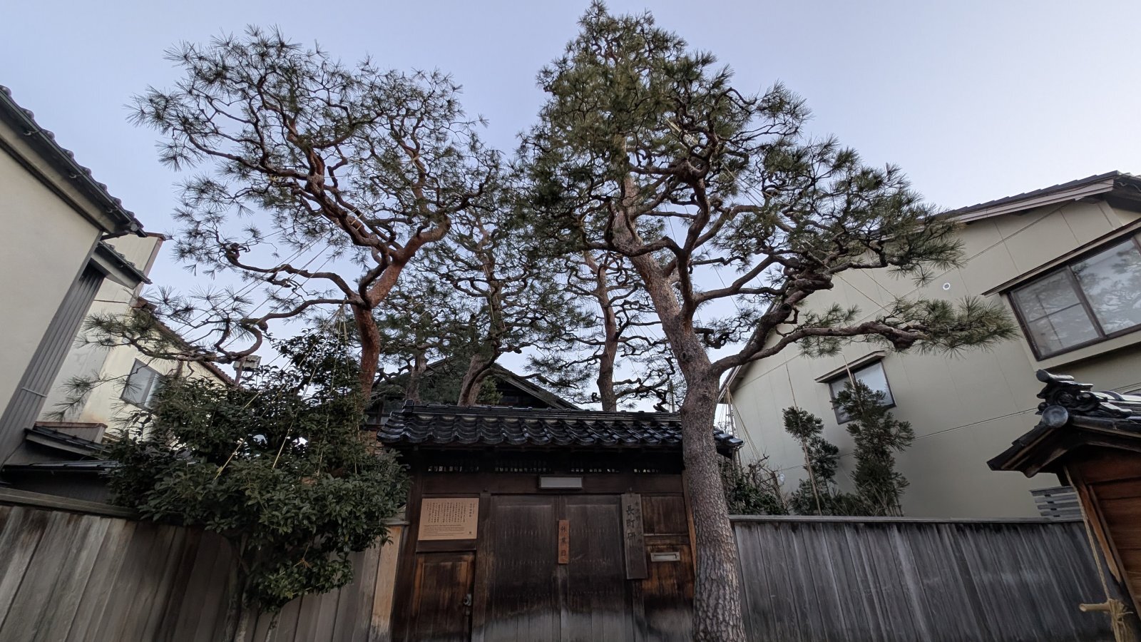 金沢のお香とアロマの香り専門店(石川県金沢市)・金沢観光地・金沢の観光スポット武家屋敷跡近く・人気でおすすめのお土産処-お香専門店のアロマ香房焚屋
