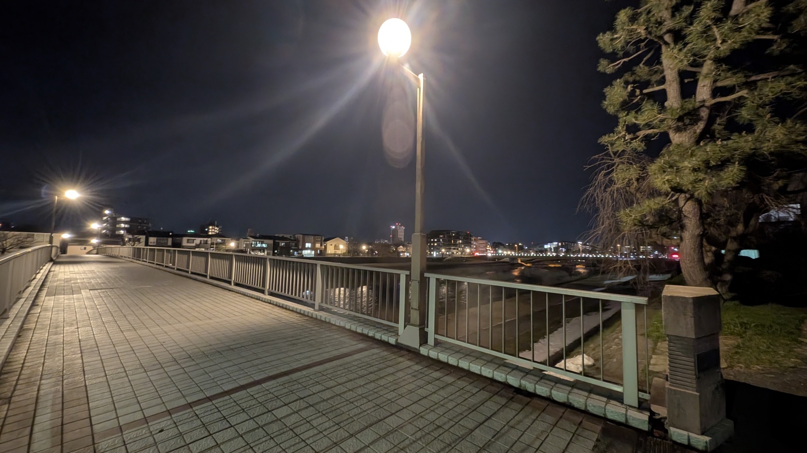 金沢のお香とアロマの香り専門店(石川県金沢市)・金沢観光地・金沢の観光スポット武家屋敷跡近く・人気でおすすめのお土産処-お香専門店のアロマ香房焚屋