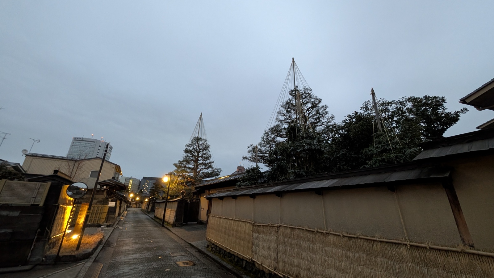 金沢のお香とアロマの香り専門店(石川県金沢市)・金沢観光地・金沢の観光スポット武家屋敷跡近く・人気でおすすめのお土産処-お香専門店のアロマ香房焚屋