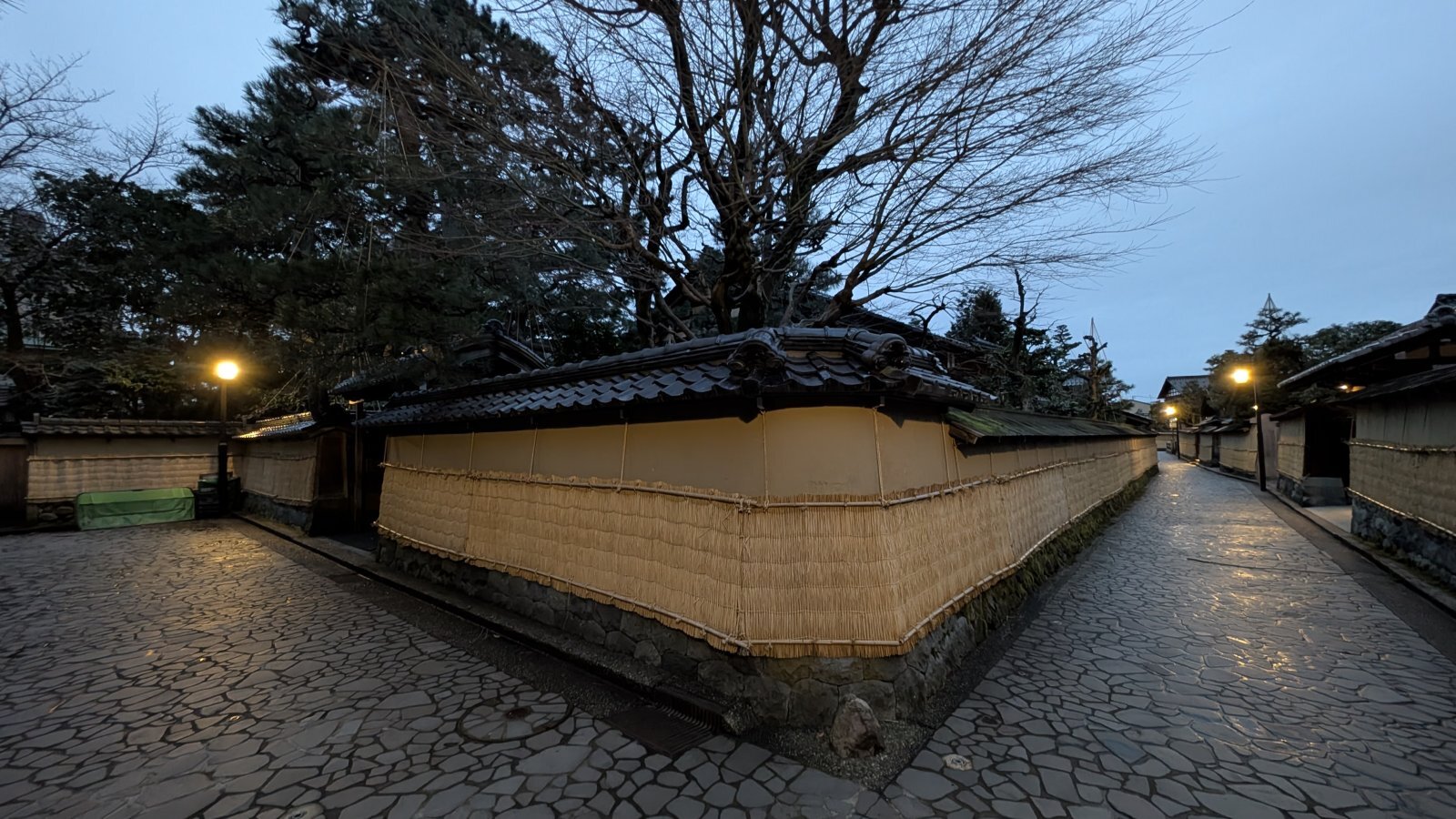 金沢のお香とアロマの香り専門店(石川県金沢市)・金沢観光地・金沢の観光スポット武家屋敷跡近く・人気でおすすめのお土産処-お香専門店のアロマ香房焚屋