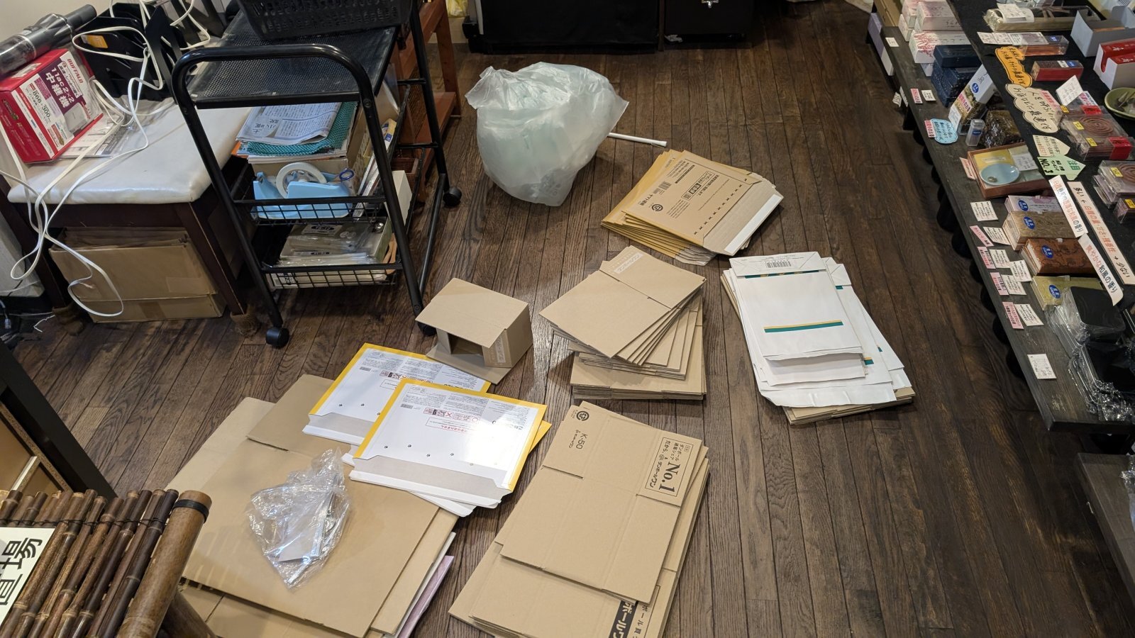 金沢のお香とアロマの香り専門店(石川県金沢市)・金沢観光地・金沢の観光スポット武家屋敷跡近く・人気でおすすめのお土産処-お香専門店のアロマ香房焚屋