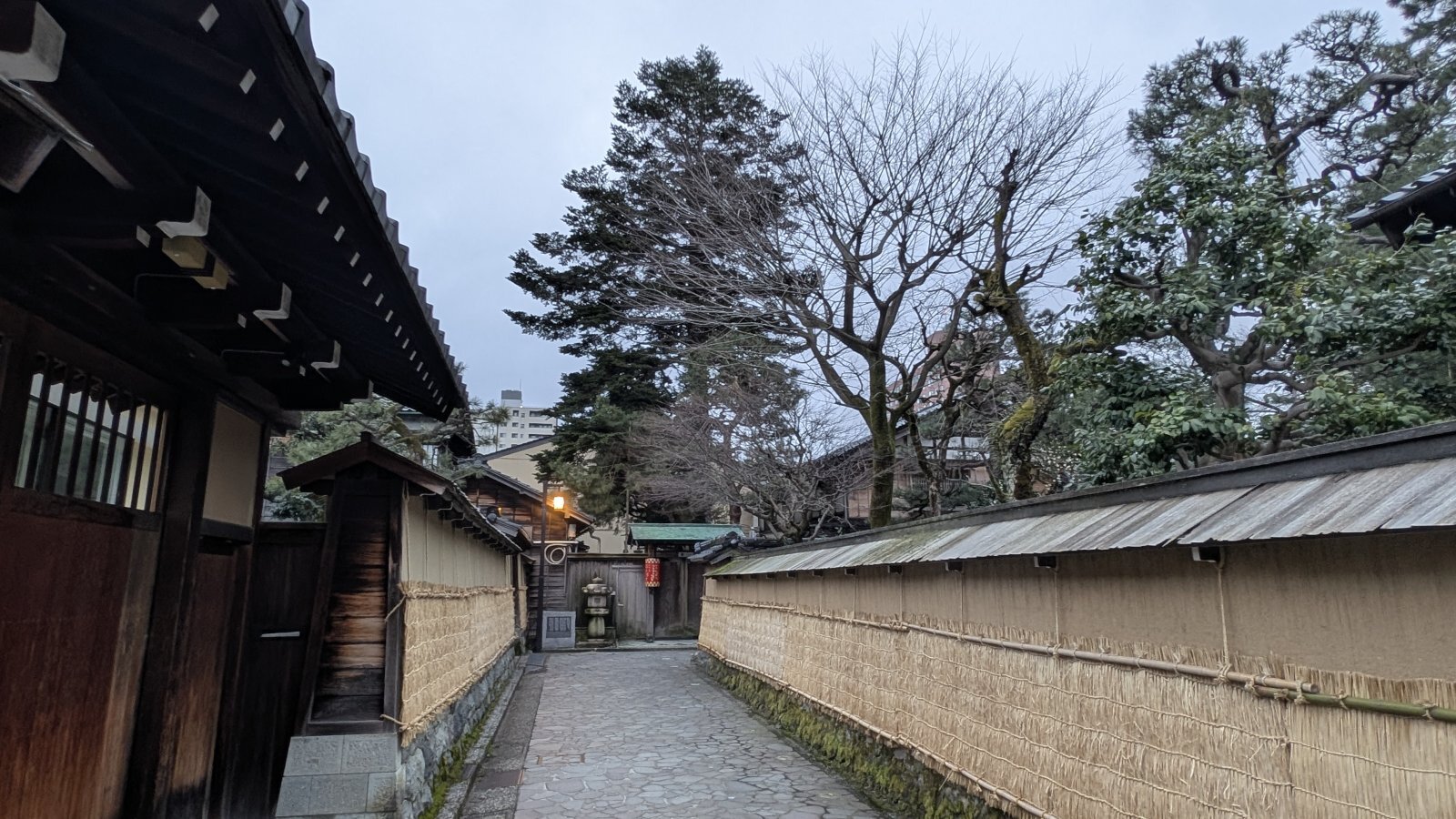 金沢のお香とアロマの香り専門店(石川県金沢市)・金沢観光地・金沢の観光スポット武家屋敷跡近く・人気でおすすめのお土産処-お香専門店のアロマ香房焚屋