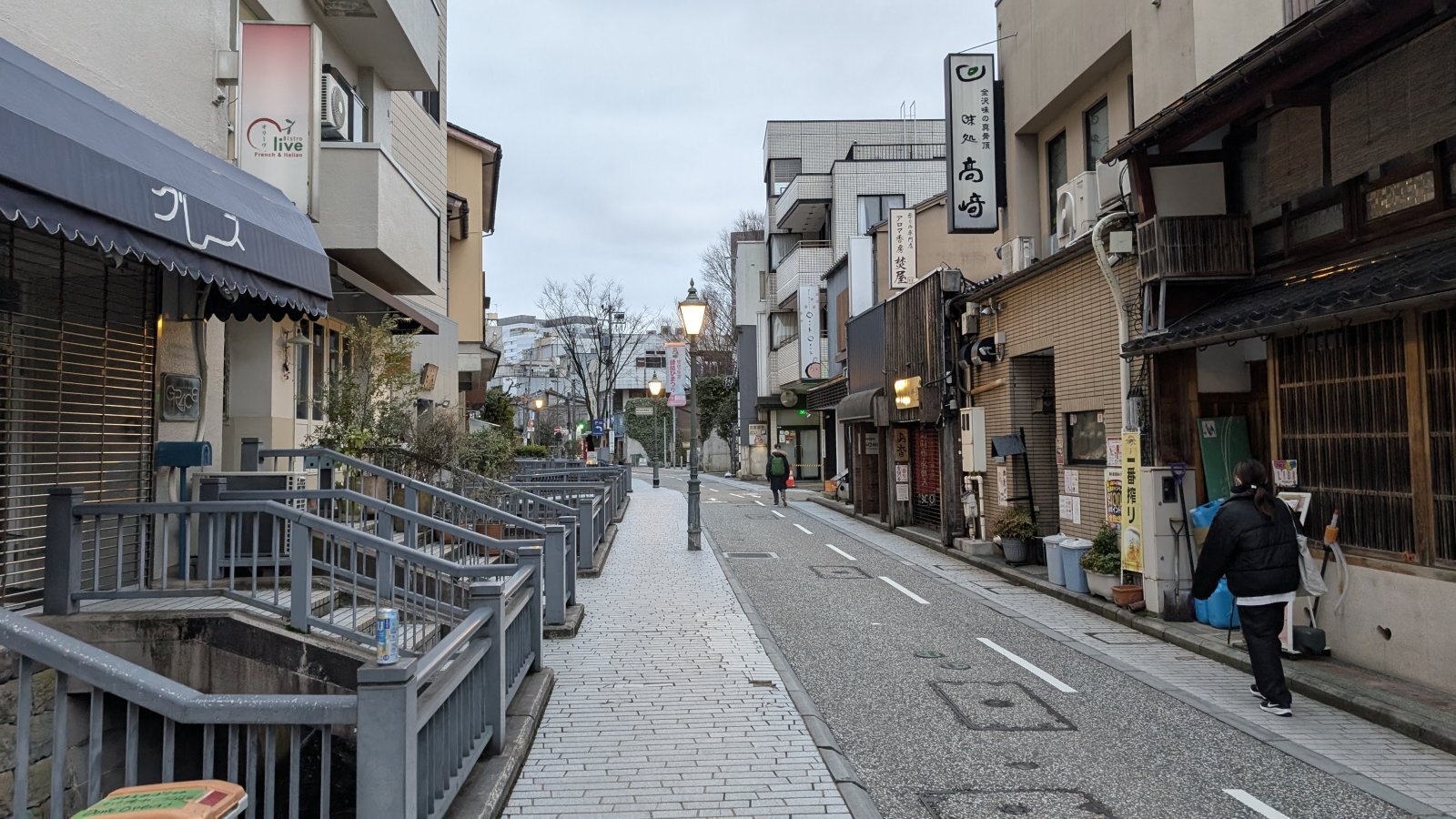 金沢のお香とアロマの香り専門店(石川県金沢市)・金沢観光地・金沢の観光スポット武家屋敷跡近く・人気でおすすめのお土産処-お香専門店のアロマ香房焚屋