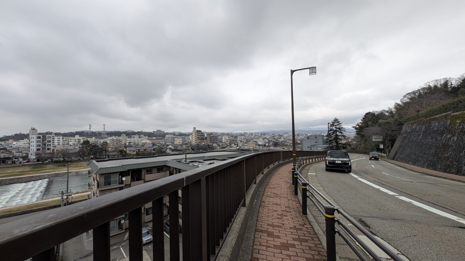金沢のお香とアロマの香り専門店(石川県金沢市)・金沢観光地・金沢の観光スポット武家屋敷跡近く・人気でおすすめのお土産処-お香専門店のアロマ香房焚屋