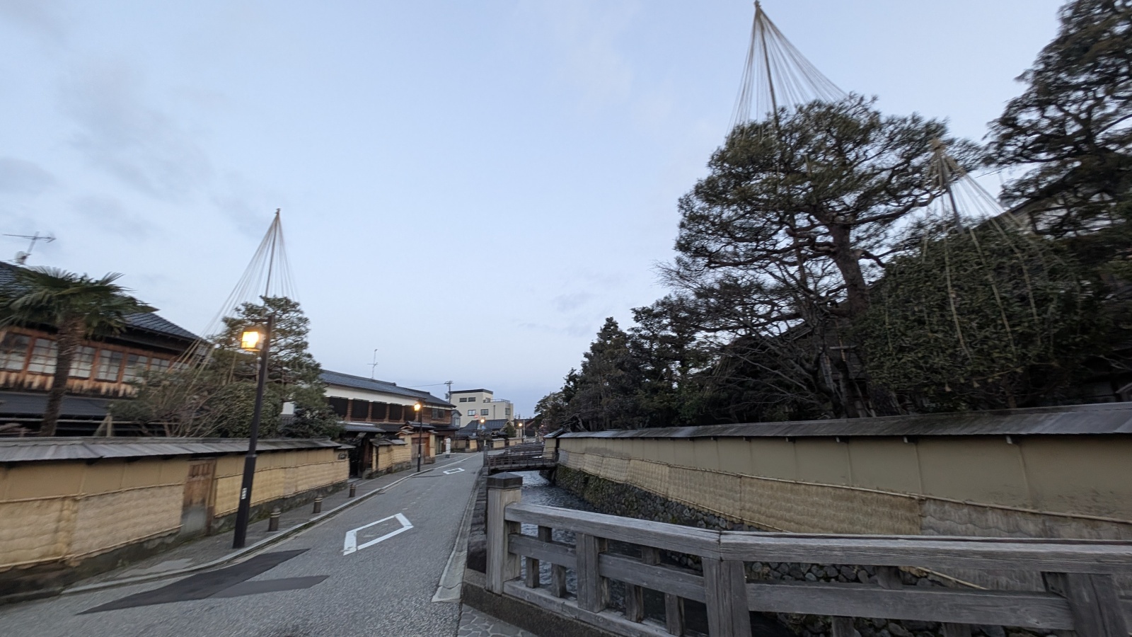 金沢のお香とアロマの香り専門店(石川県金沢市)・金沢観光地・金沢の観光スポット武家屋敷跡近く・人気でおすすめのお土産処-お香専門店のアロマ香房焚屋
