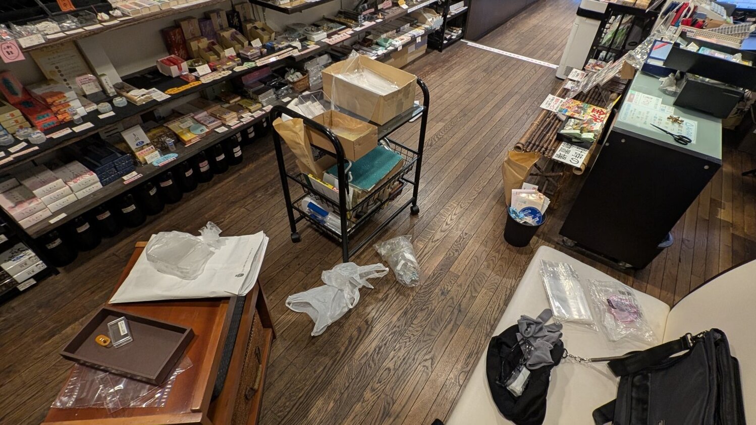 金沢のお香とアロマの香り専門店(石川県金沢市)・金沢観光地・金沢の観光スポット武家屋敷跡近く・人気でおすすめのお土産処-お香専門店のアロマ香房焚屋