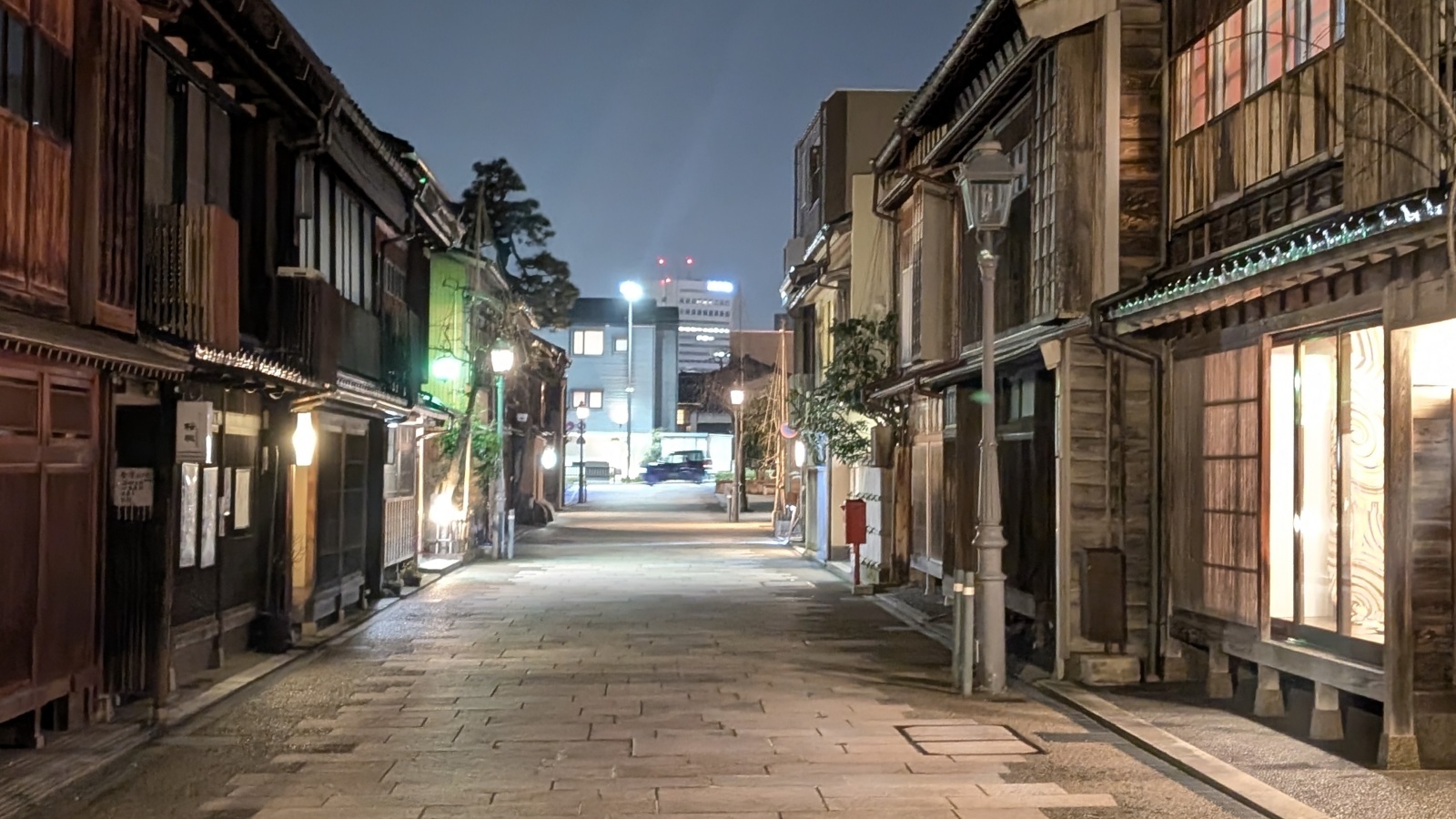 金沢のお香とアロマの香り専門店(石川県金沢市)・金沢観光地・金沢の観光スポット武家屋敷跡近く・人気でおすすめのお土産処-お香専門店のアロマ香房焚屋
