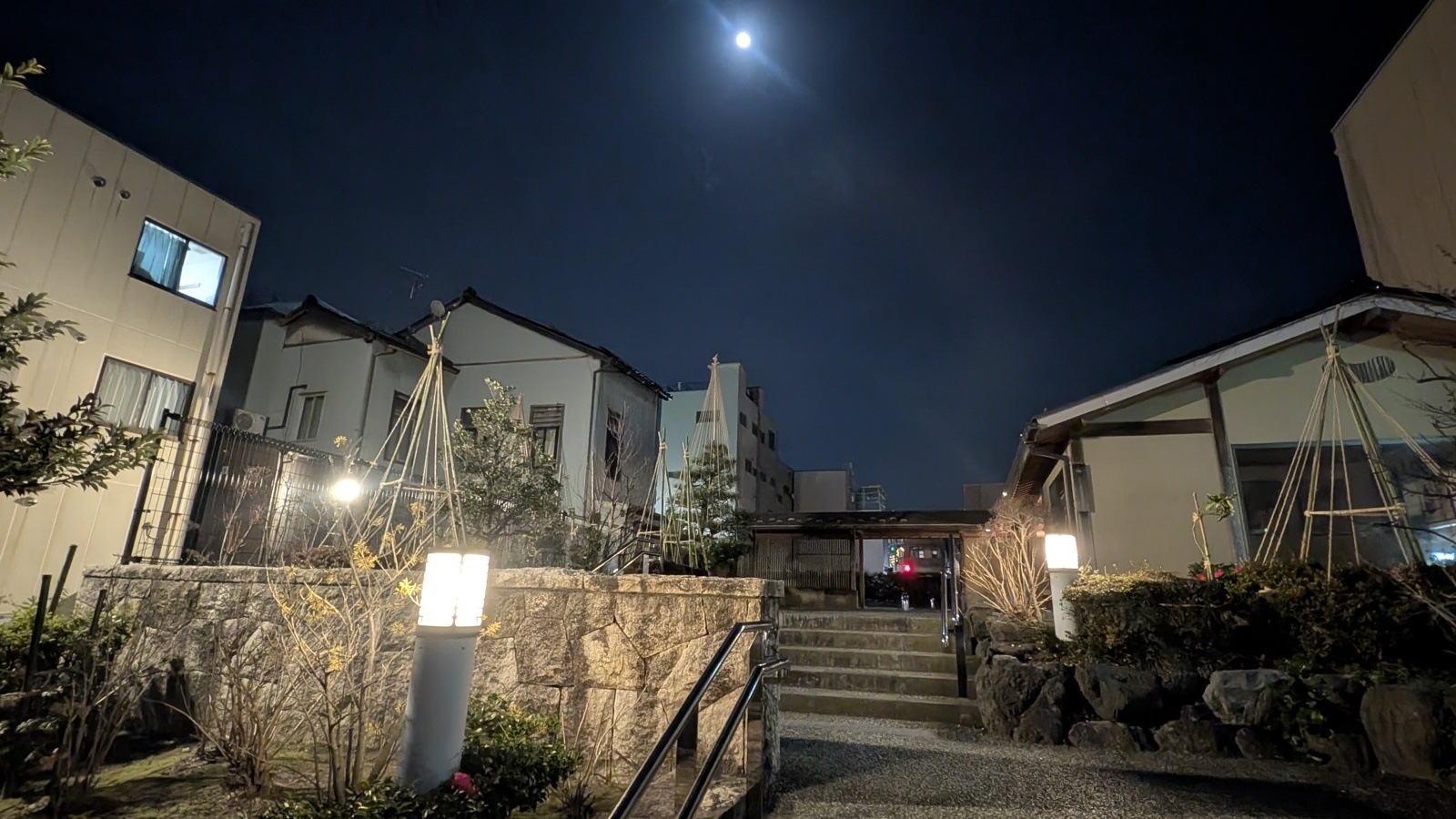 金沢のお香とアロマの香り専門店(石川県金沢市)・金沢観光地・金沢の観光スポット武家屋敷跡近く・人気でおすすめのお土産処-お香専門店のアロマ香房焚屋