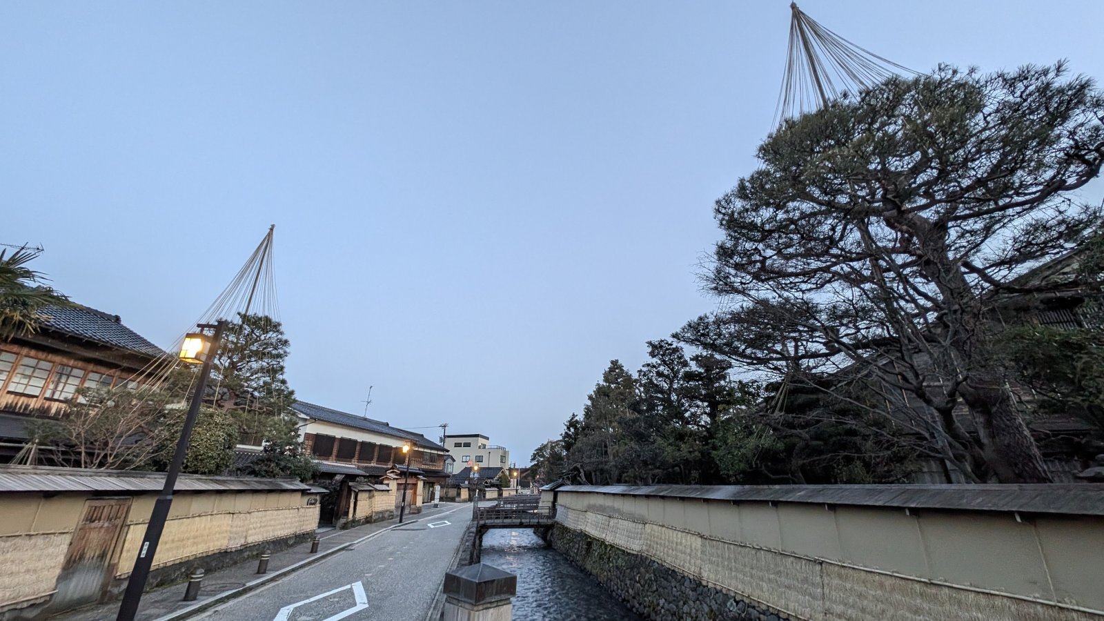 金沢のお香とアロマの香り専門店(石川県金沢市)・金沢観光地・金沢の観光スポット武家屋敷跡近く・人気でおすすめのお土産処-お香専門店のアロマ香房焚屋