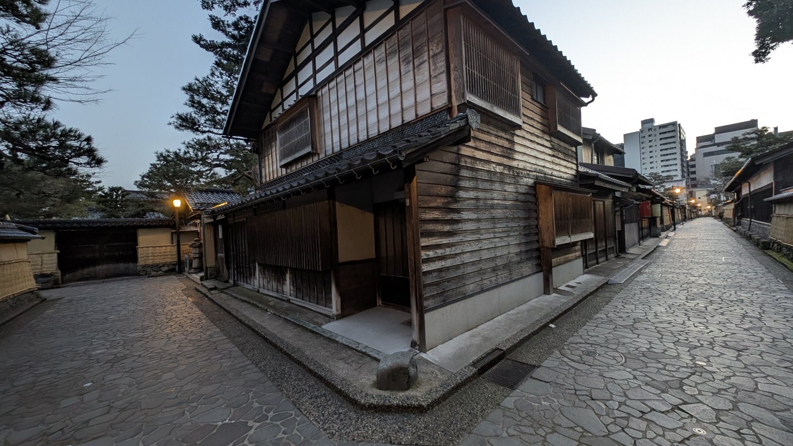 金沢のお香とアロマの香り専門店(石川県金沢市)・金沢観光地・金沢の観光スポット武家屋敷跡近く・人気でおすすめのお土産処-お香専門店のアロマ香房焚屋