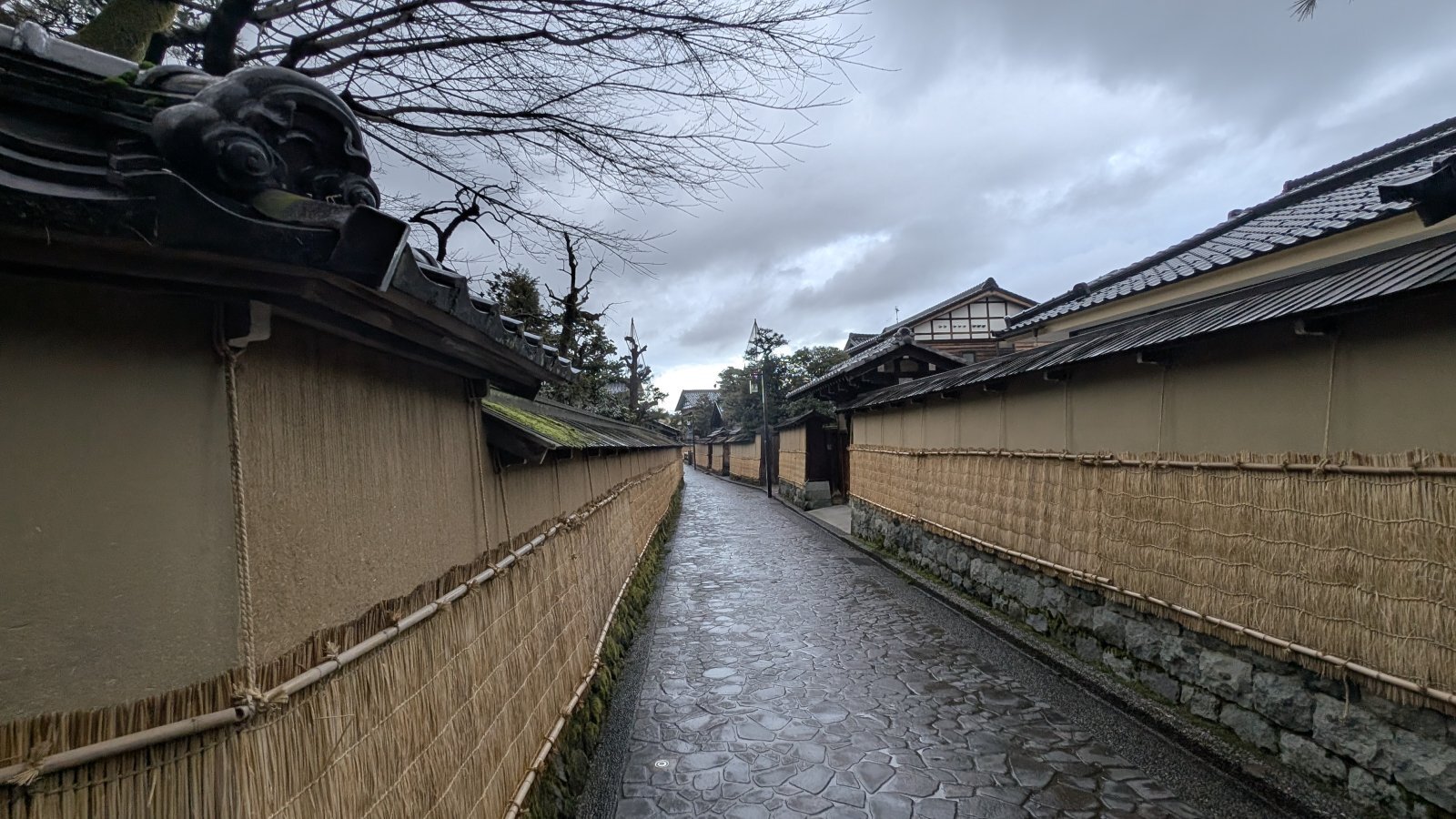 金沢のお香とアロマの香り専門店(石川県金沢市)・金沢観光地・金沢の観光スポット武家屋敷跡近く・人気でおすすめのお土産処-お香専門店のアロマ香房焚屋
