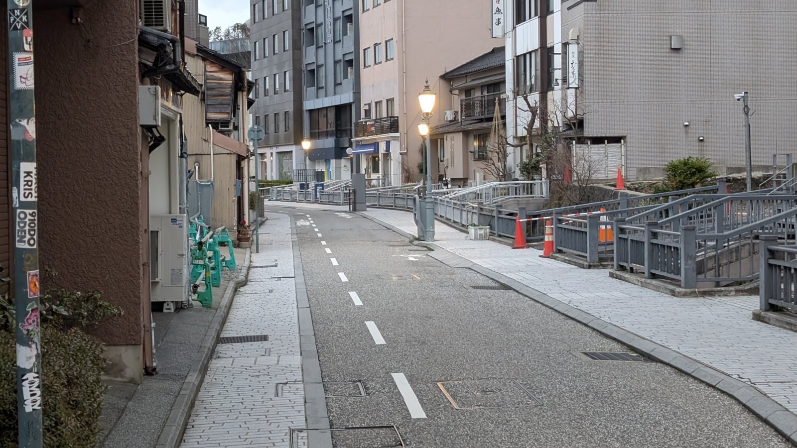 金沢のお香とアロマの香り専門店(石川県金沢市)・金沢観光地・金沢の観光スポット武家屋敷跡近く・人気でおすすめのお土産処-お香専門店のアロマ香房焚屋