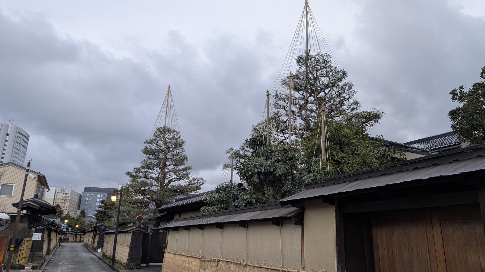 金沢のお香とアロマの香り専門店(石川県金沢市)・金沢観光地・金沢の観光スポット武家屋敷跡近く・人気でおすすめのお土産処-お香専門店のアロマ香房焚屋