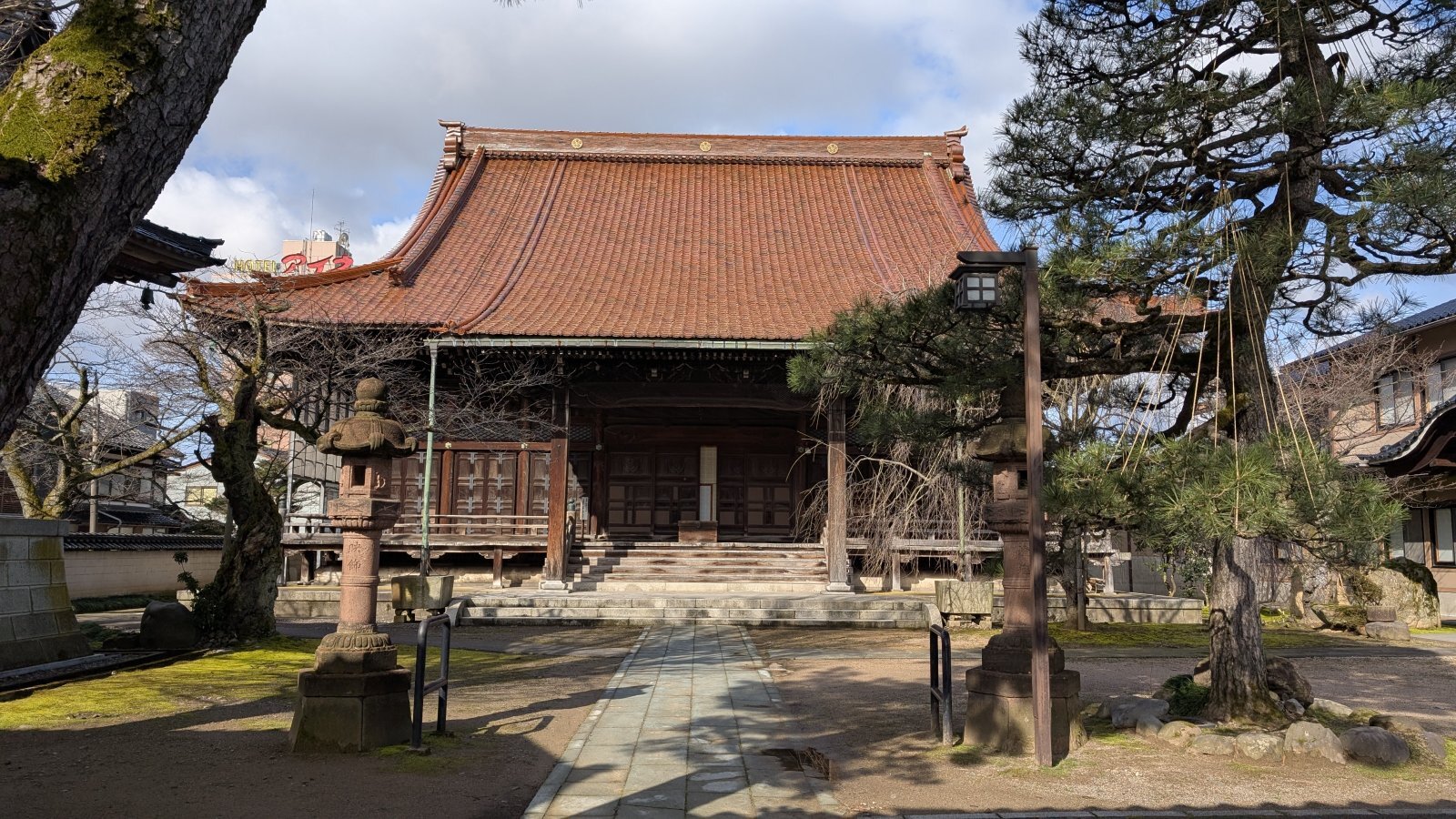 金沢のお香とアロマの香り専門店(石川県金沢市)・金沢観光地・金沢の観光スポット武家屋敷跡近く・人気でおすすめのお土産処-お香専門店のアロマ香房焚屋