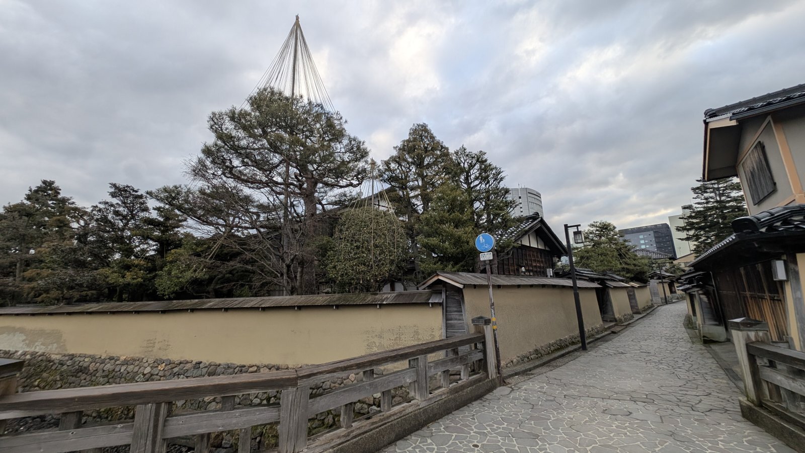 金沢のお香とアロマの香り専門店(石川県金沢市)・金沢観光地・金沢の観光スポット武家屋敷跡近く・人気でおすすめのお土産処-お香専門店のアロマ香房焚屋