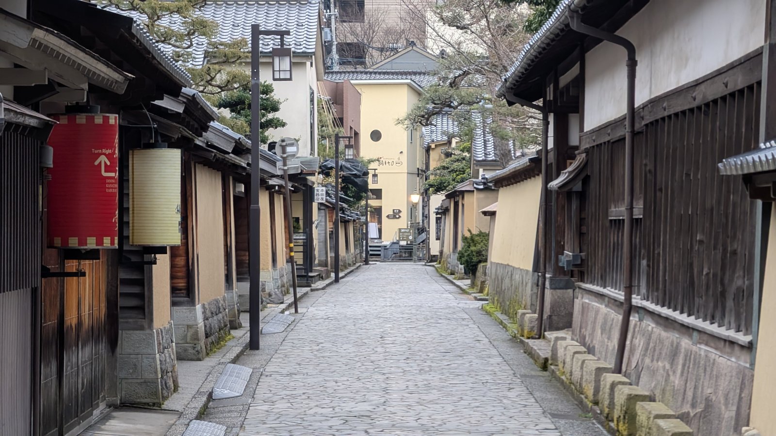 金沢のお香とアロマの香り専門店(石川県金沢市)・金沢観光地・金沢の観光スポット武家屋敷跡近く・人気でおすすめのお土産処-お香専門店のアロマ香房焚屋