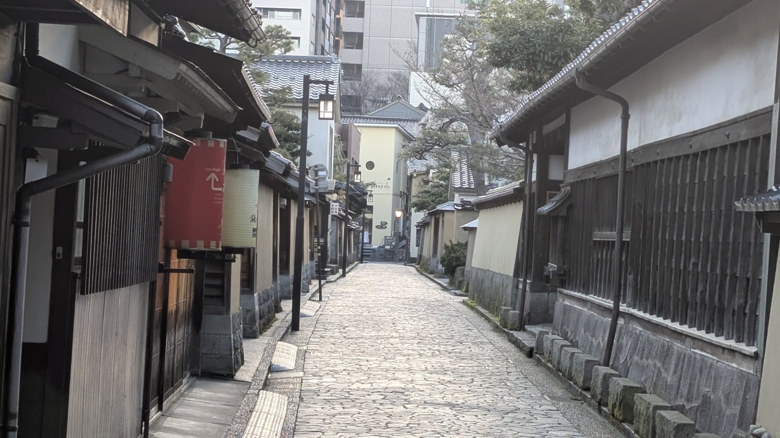 金沢のお香とアロマの香り専門店(石川県金沢市)・金沢観光地・金沢の観光スポット武家屋敷跡近く・人気でおすすめのお土産処-お香専門店のアロマ香房焚屋