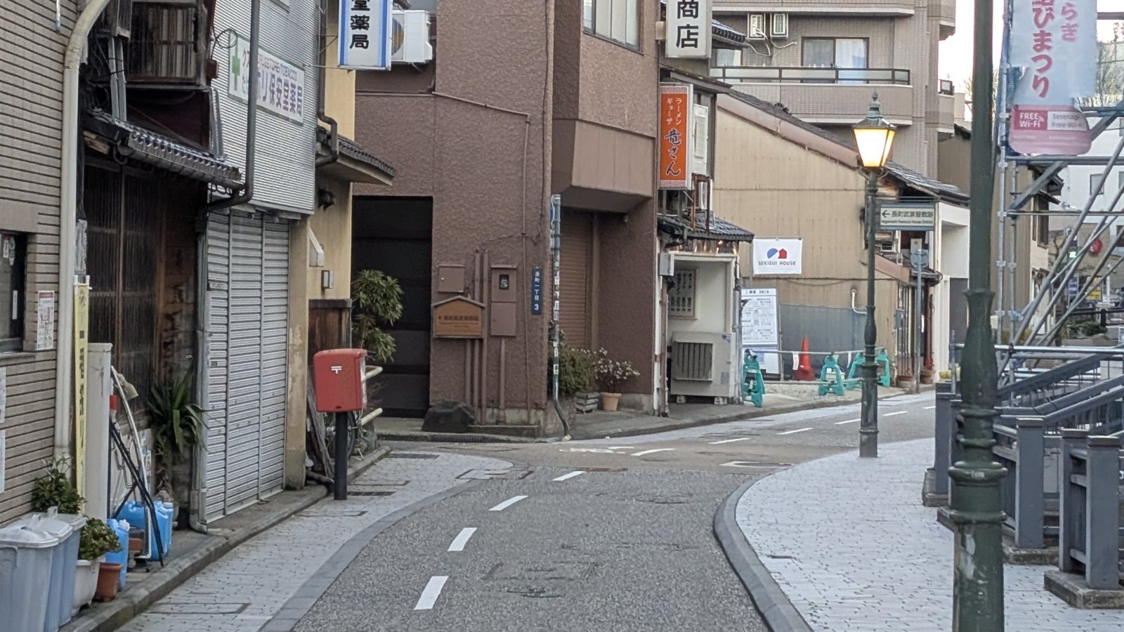 金沢のお香とアロマの香り専門店(石川県金沢市)・金沢観光地・金沢の観光スポット武家屋敷跡近く・人気でおすすめのお土産処-お香専門店のアロマ香房焚屋