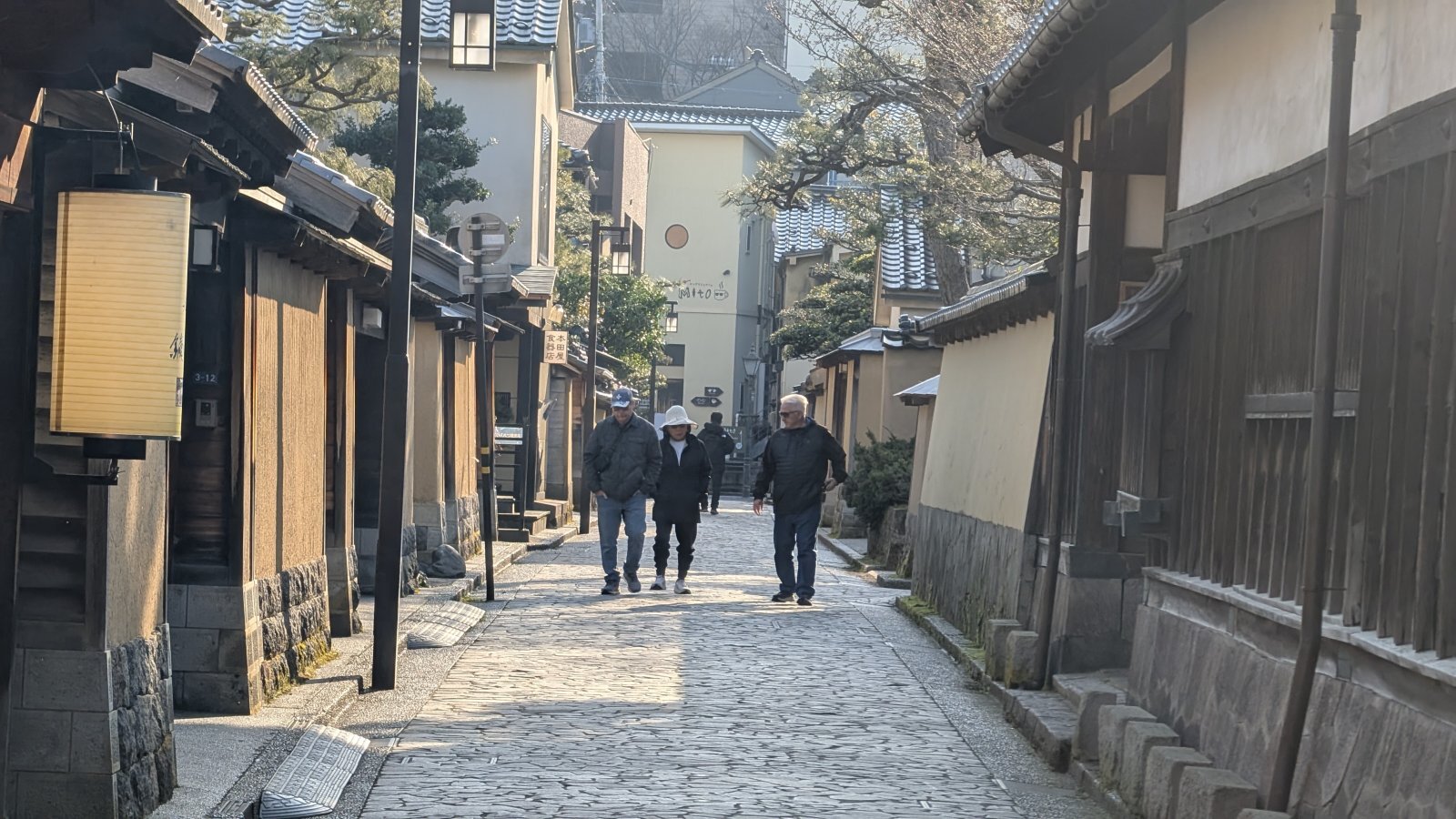 金沢のお香とアロマの香り専門店(石川県金沢市)・金沢観光地・金沢の観光スポット武家屋敷跡近く・人気でおすすめのお土産処-お香専門店のアロマ香房焚屋