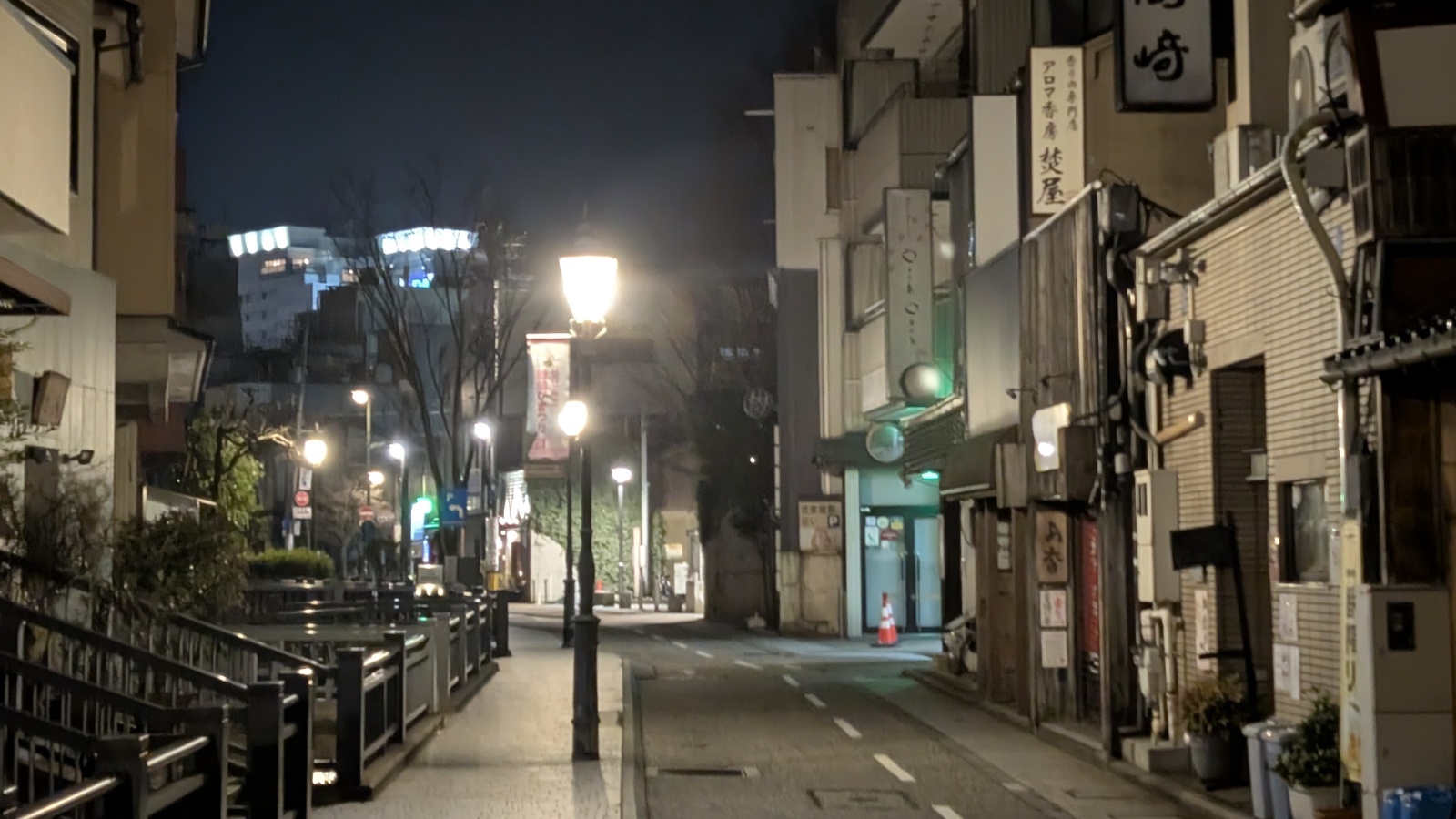 金沢のお香とアロマの香り専門店(石川県金沢市)・金沢観光地・金沢の観光スポット武家屋敷跡近く・人気でおすすめのお土産処-お香専門店のアロマ香房焚屋