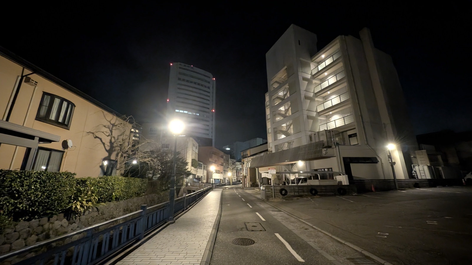 金沢のお香とアロマの香り専門店(石川県金沢市)・金沢観光地・金沢の観光スポット武家屋敷跡近く・人気でおすすめのお土産処-お香専門店のアロマ香房焚屋