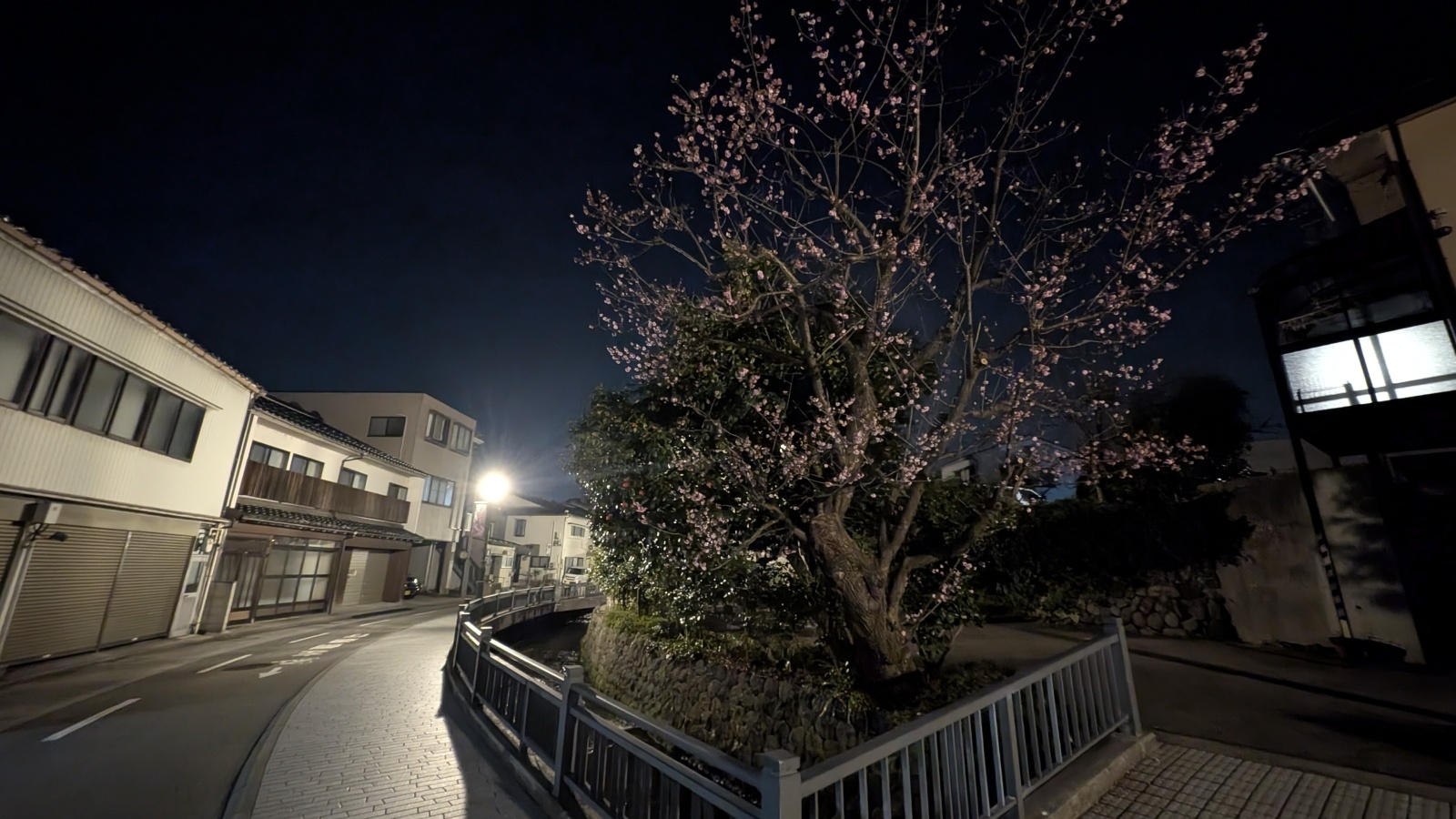 金沢のお香とアロマの香り専門店(石川県金沢市)・金沢観光地・金沢の観光スポット武家屋敷跡近く・人気でおすすめのお土産処-お香専門店のアロマ香房焚屋